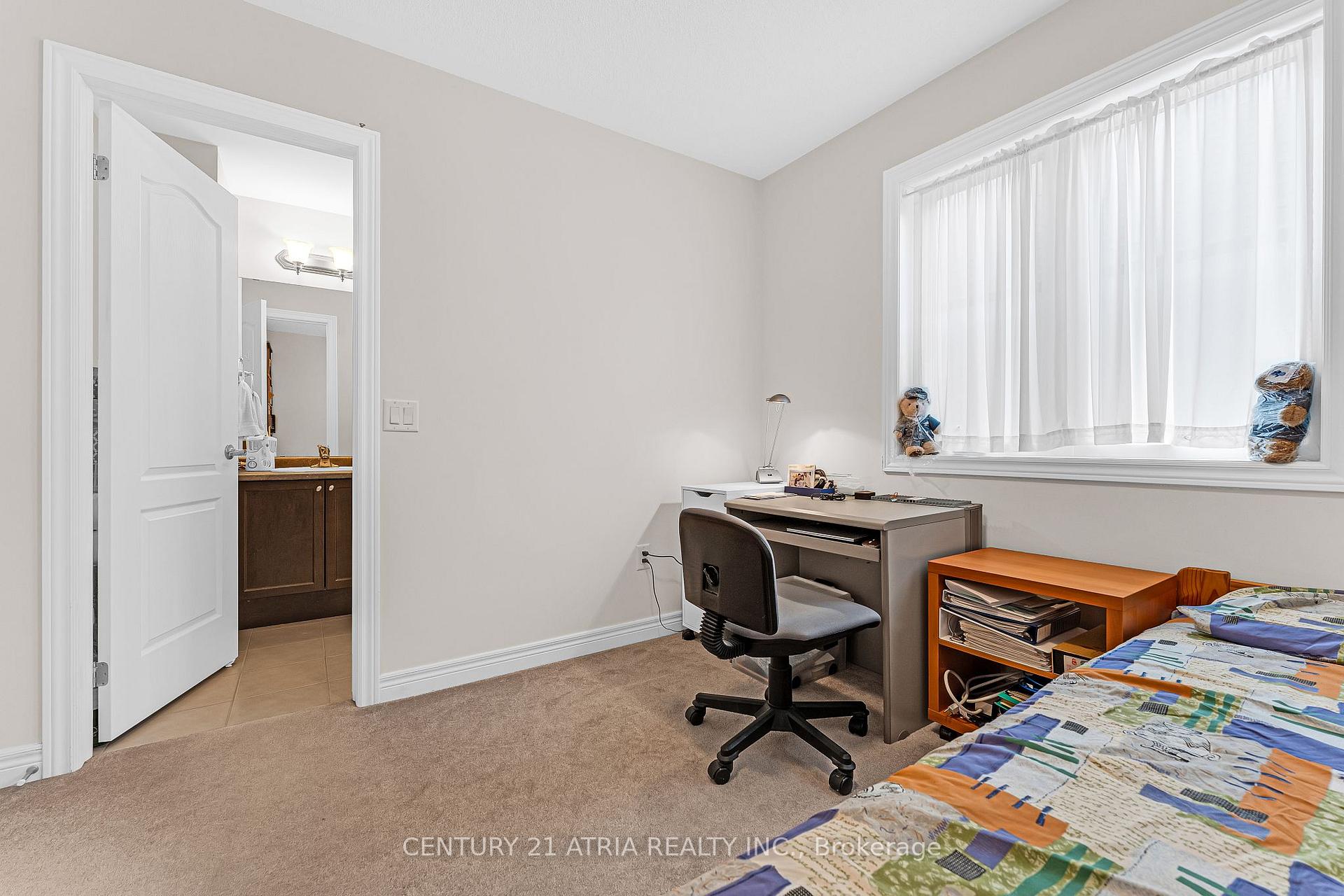Photo 19 of 468 Kwapis Boulevard, Newmarket, Woodland Hill — HOMEH