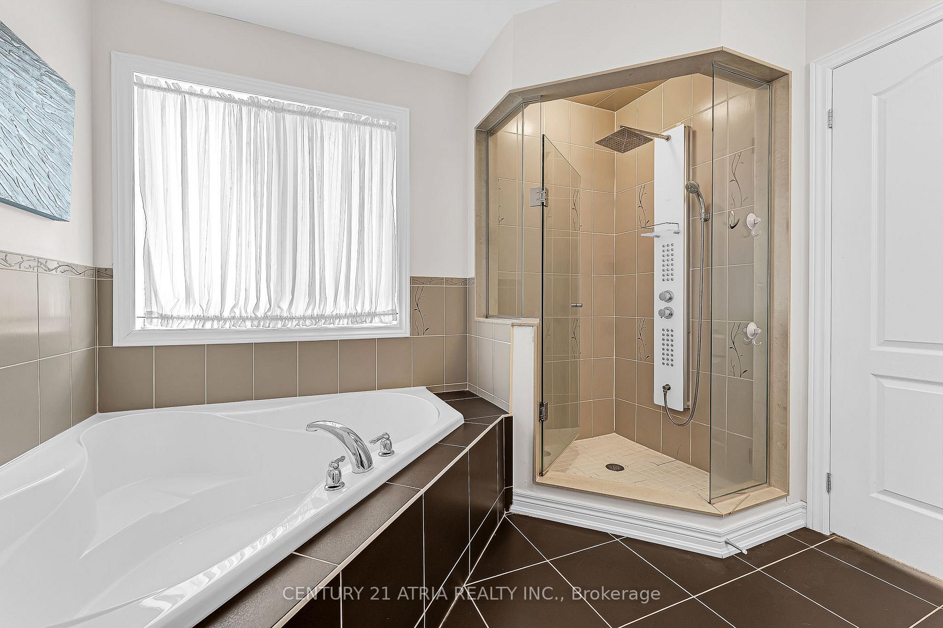 Photo 21 of 468 Kwapis Boulevard, Newmarket, Woodland Hill — HOMEH