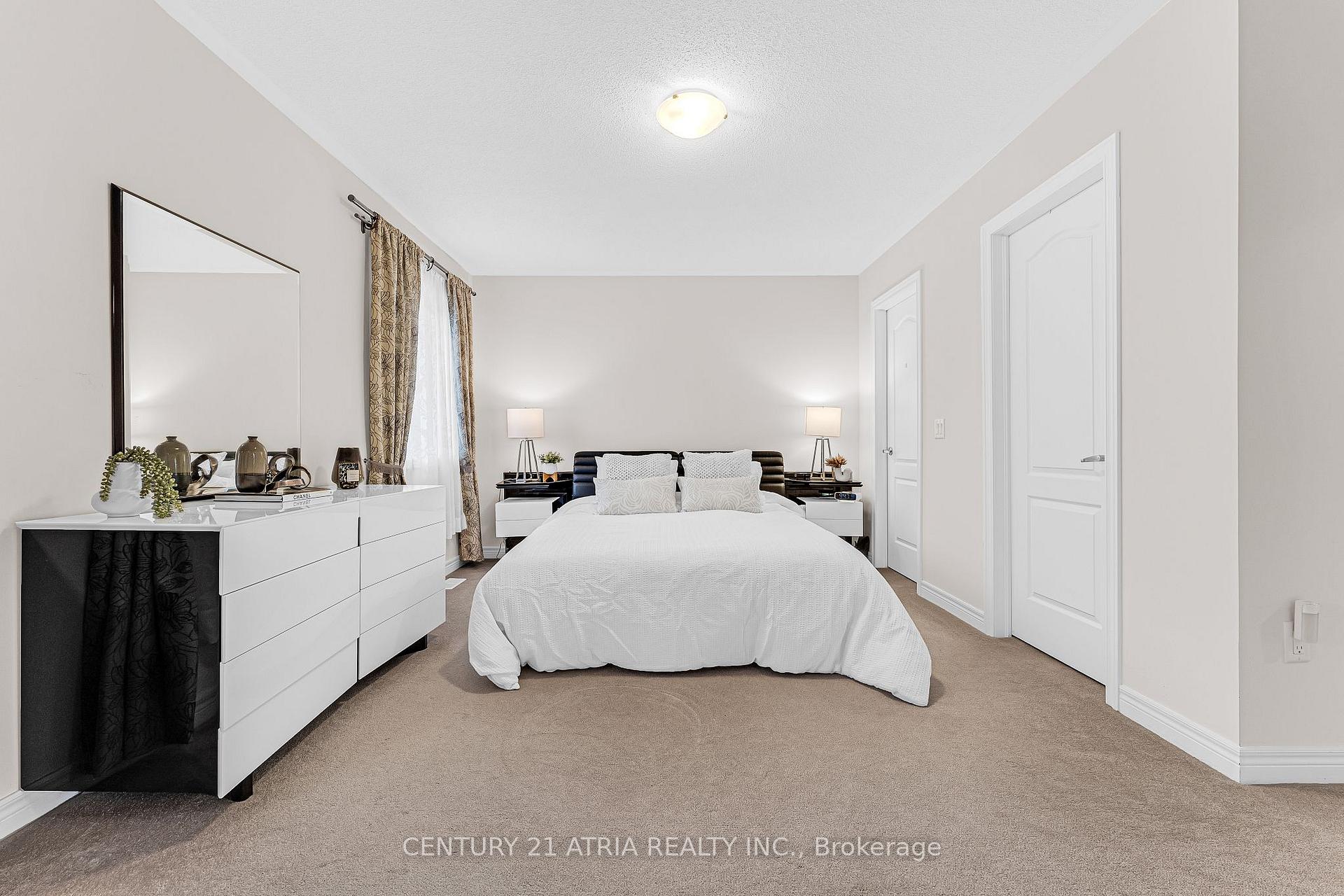 Photo 22 of 468 Kwapis Boulevard, Newmarket, Woodland Hill — HOMEH