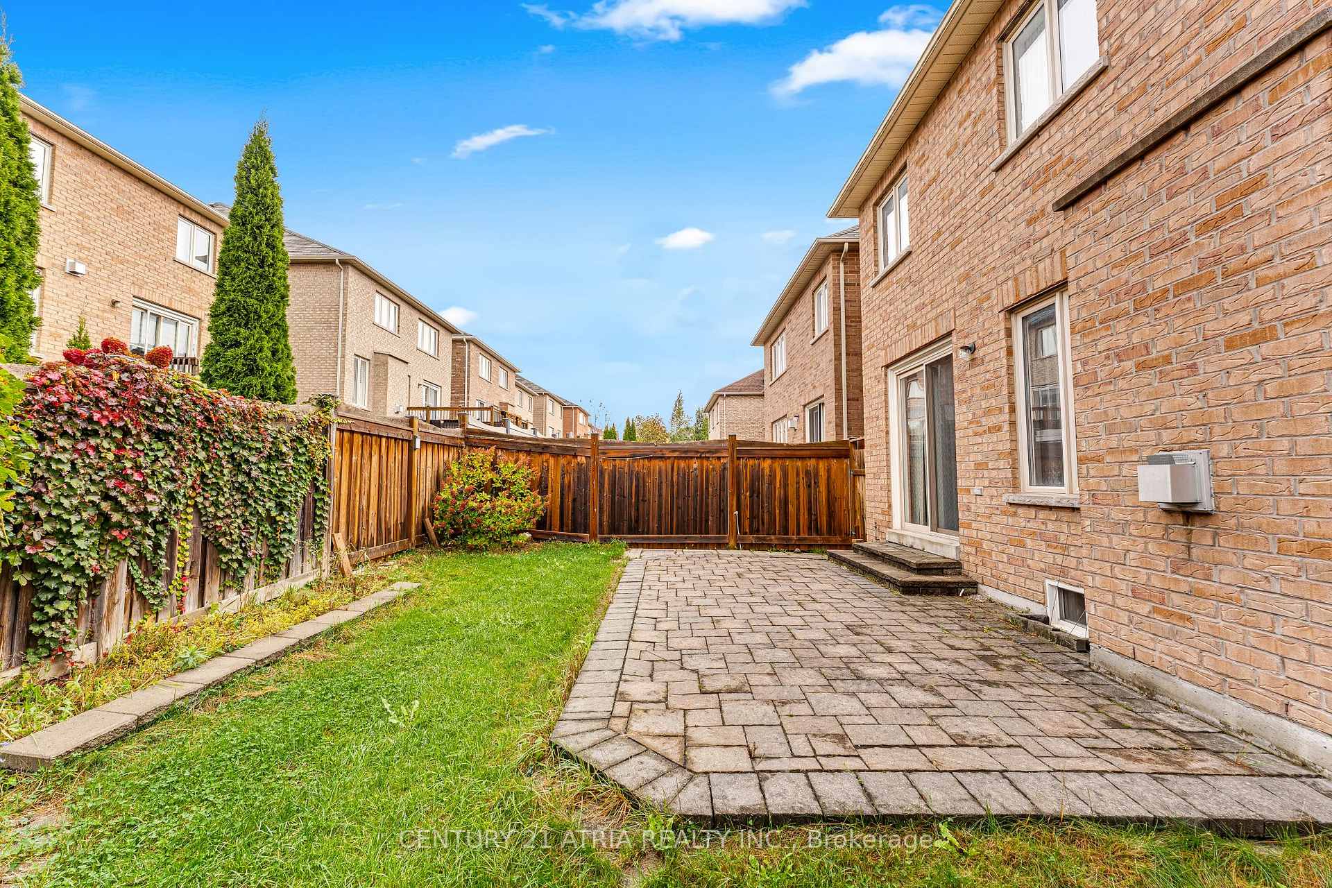 Photo 30 of 468 Kwapis Boulevard, Newmarket, Woodland Hill — HOMEH
