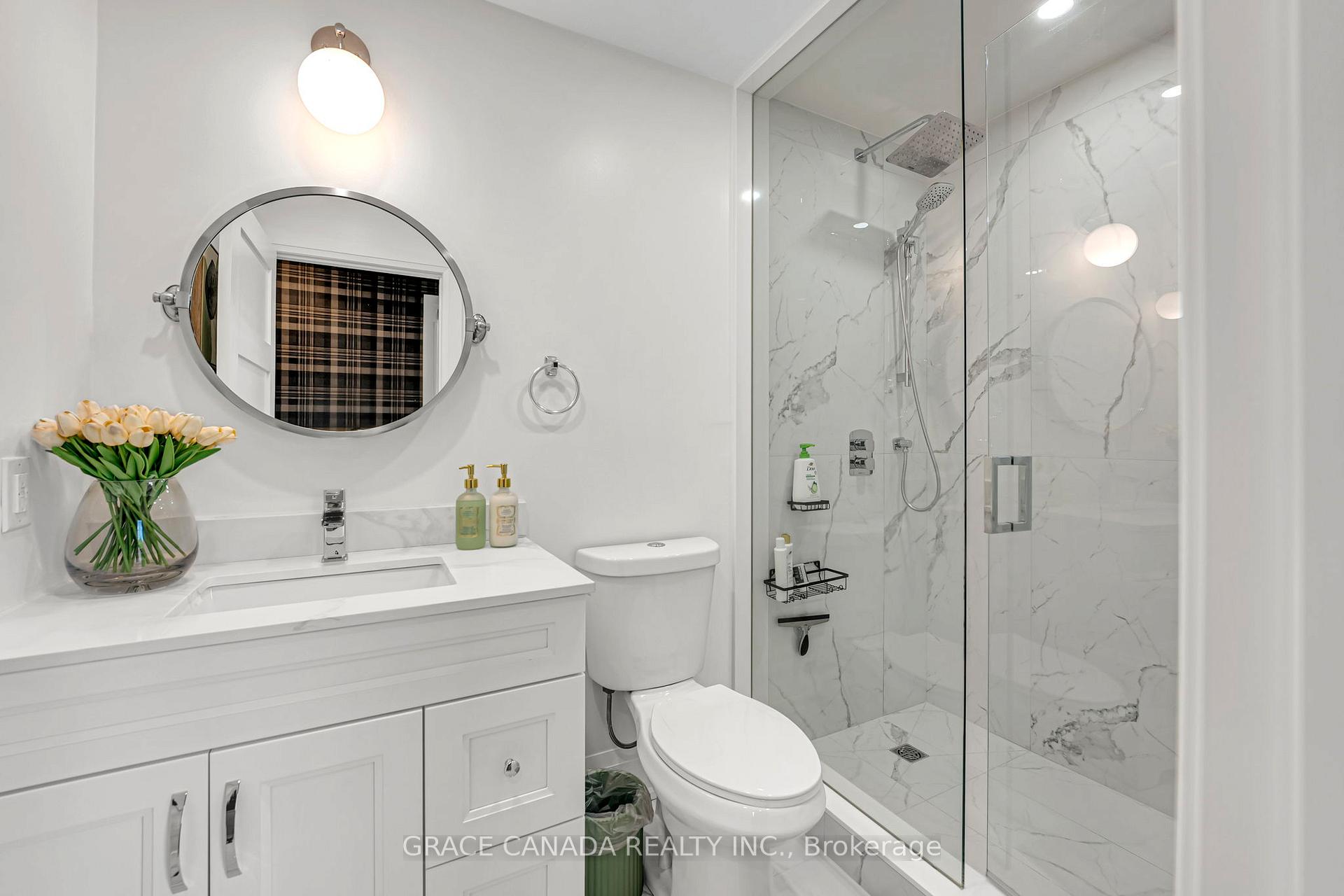 Photo 22 of 527 Oneida Drive, Burlington, LaSalle — HOMEH