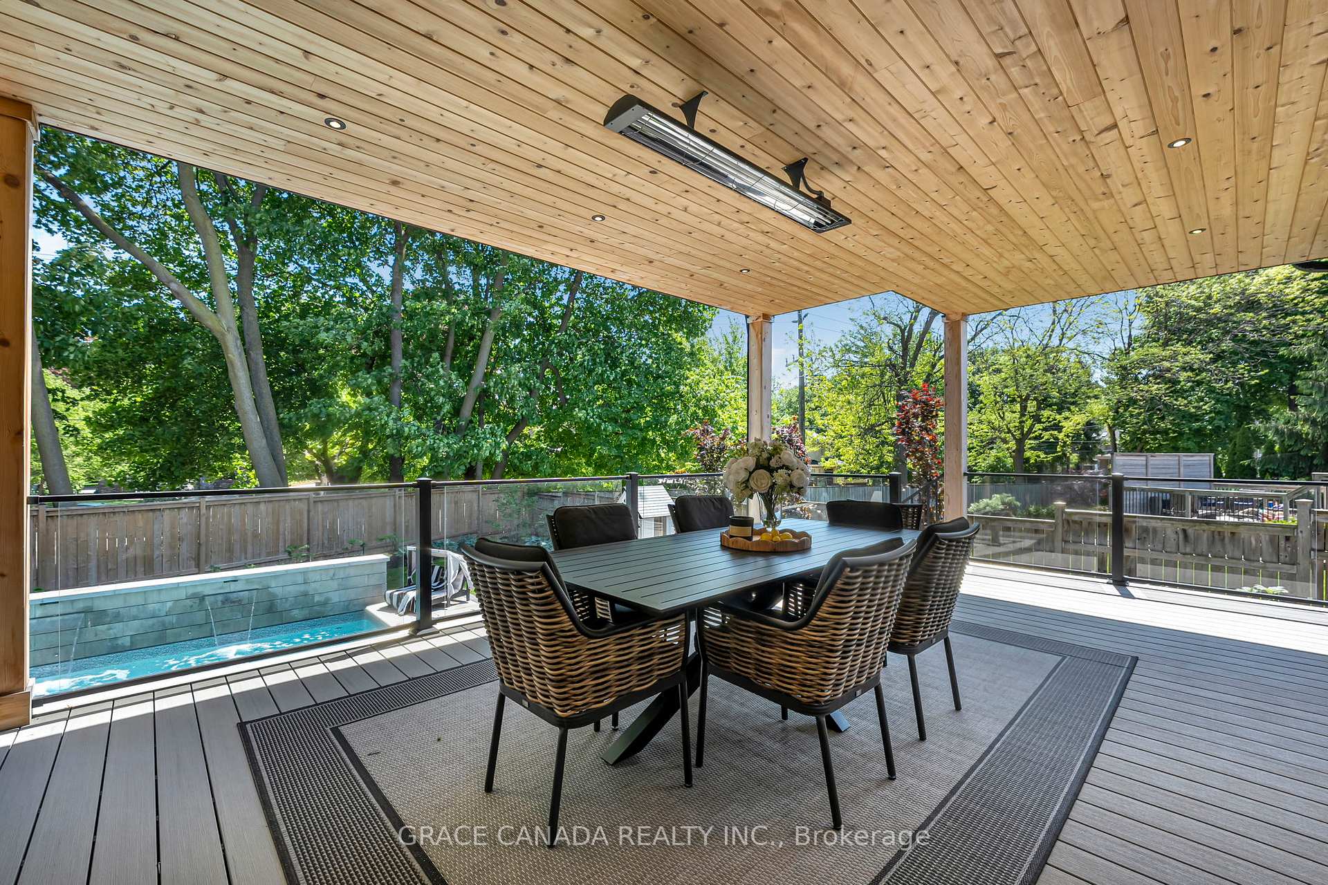 Photo 33 of 527 Oneida Drive, Burlington, LaSalle — HOMEH