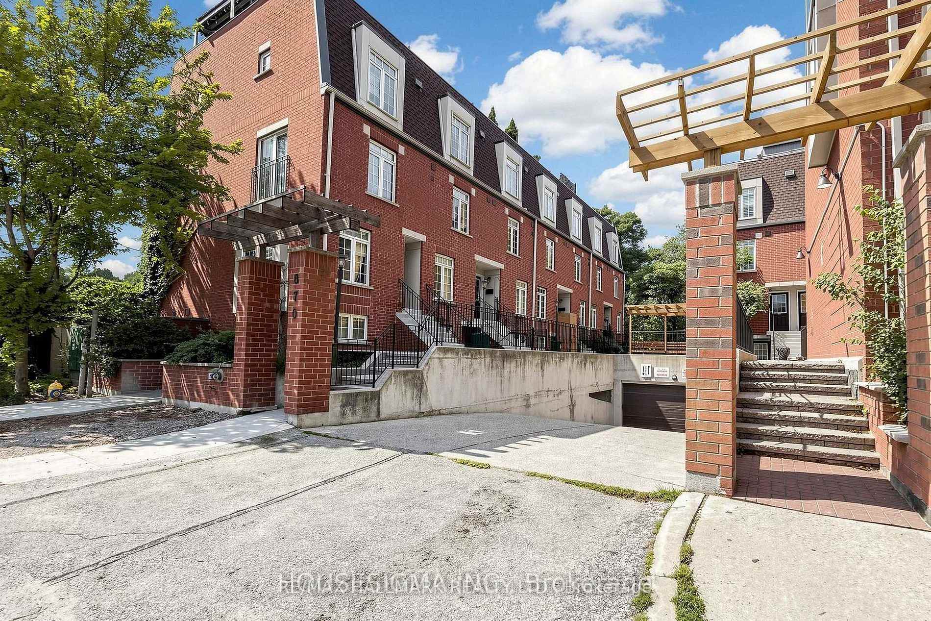 Photo 2 of Unit 106, 870 Jane Street, Toronto, Rockcliffe-Smythe — HOMEH