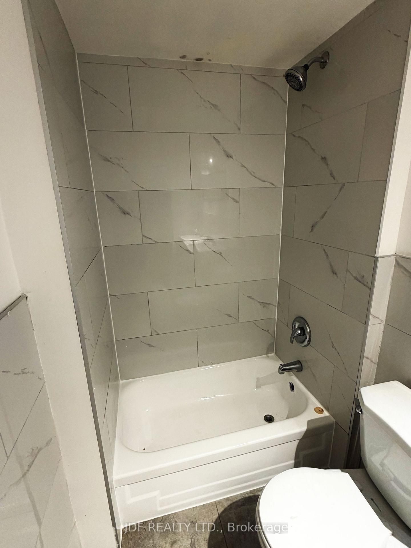 Photo 13 of Unit Main Floor, 383 Lansdowne Avenue, Toronto, Dufferin Grove — HOMEH