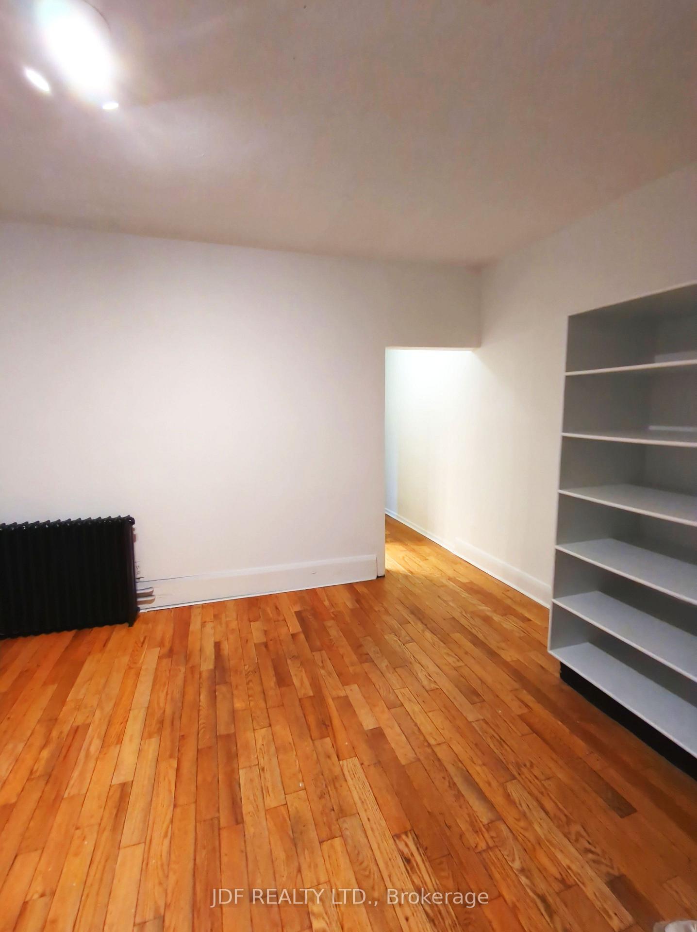 Photo 16 of Unit Main Floor, 383 Lansdowne Avenue, Toronto, Dufferin Grove — HOMEH