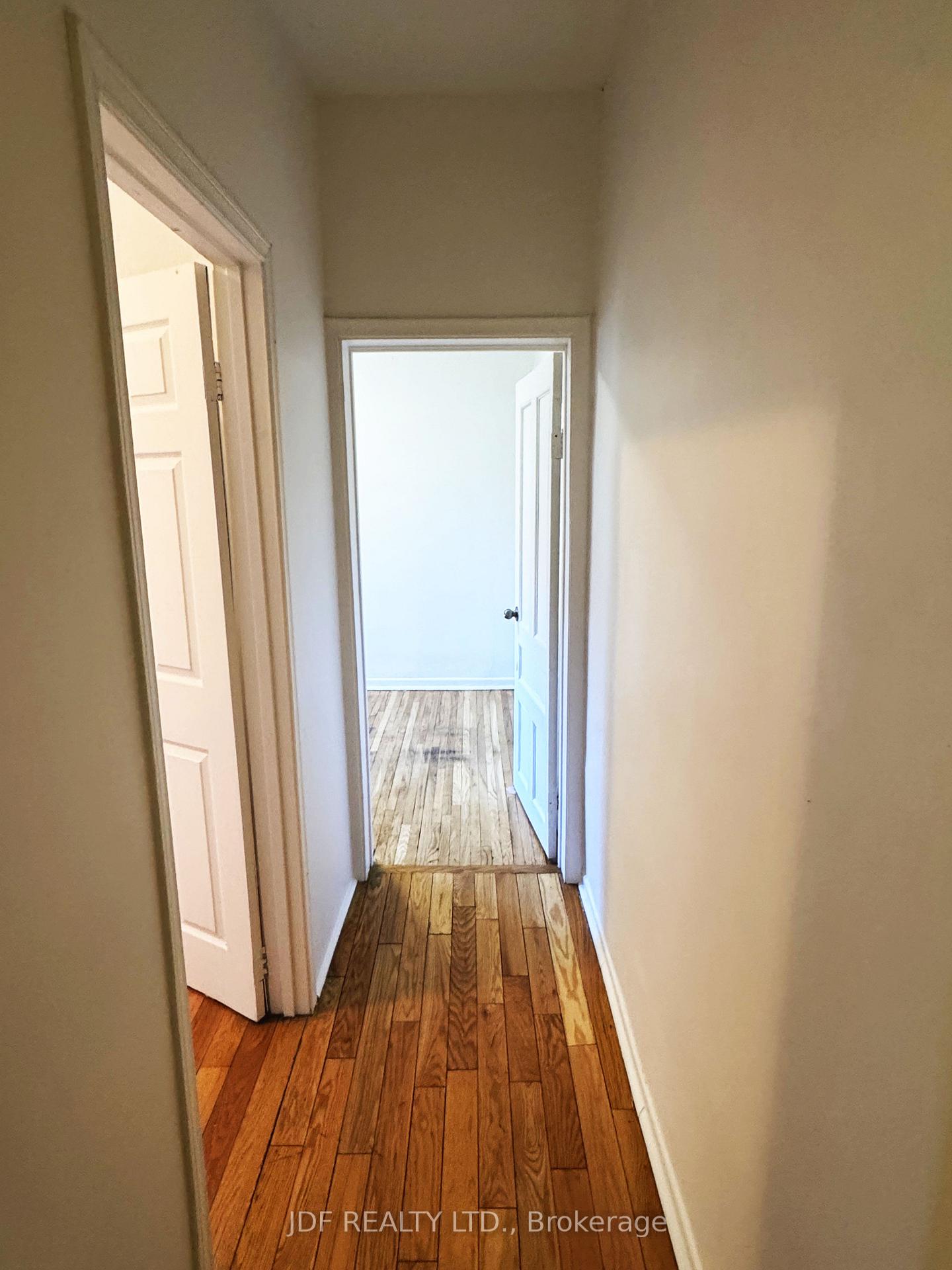 Photo 17 of Unit Main Floor, 383 Lansdowne Avenue, Toronto, Dufferin Grove — HOMEH
