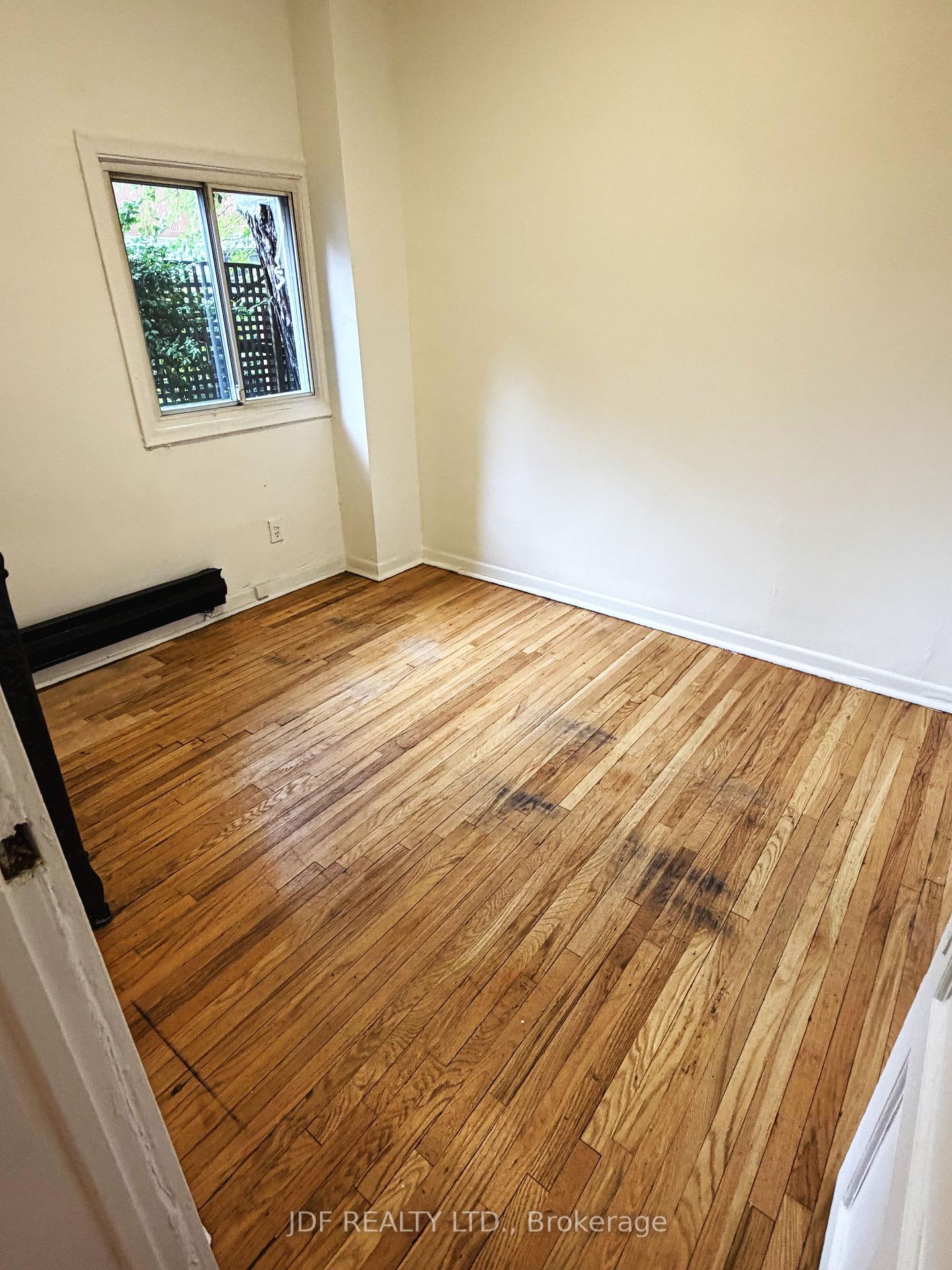 Photo 20 of Unit Main Floor, 383 Lansdowne Avenue, Toronto, Dufferin Grove — HOMEH