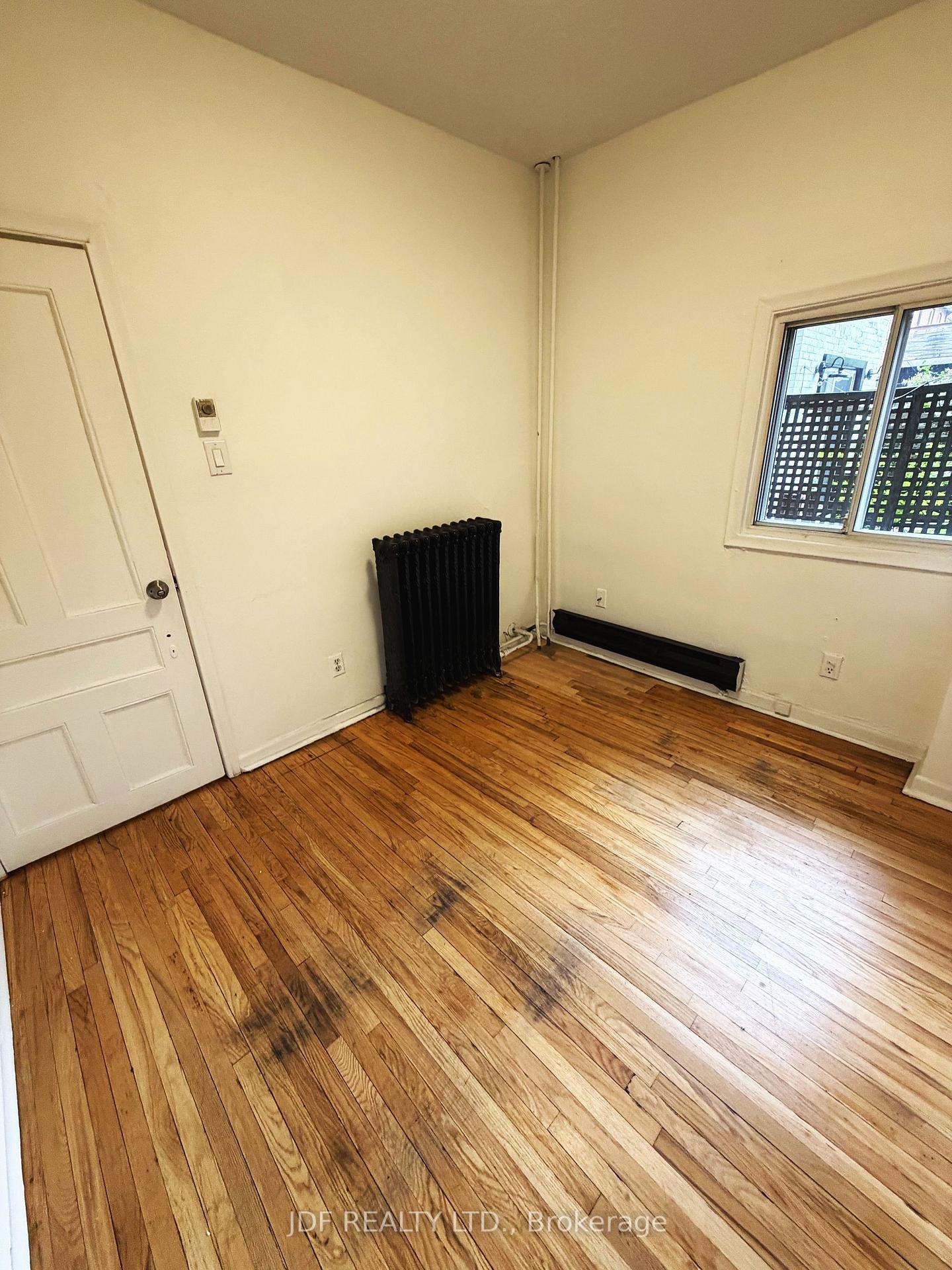 Photo 23 of Unit Main Floor, 383 Lansdowne Avenue, Toronto, Dufferin Grove — HOMEH