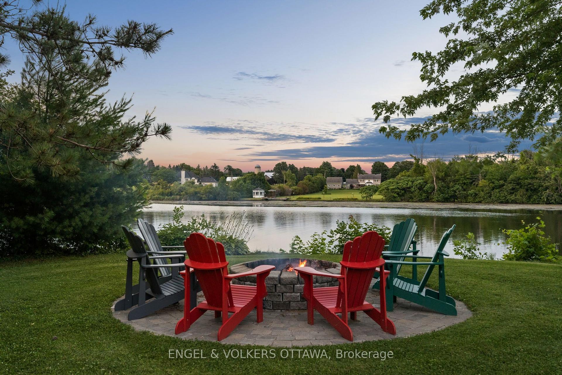 Photo 43 of 5833A Rideau Valley Drive N, Ottawa, Manotick South to Roger Stevens — HOMEH