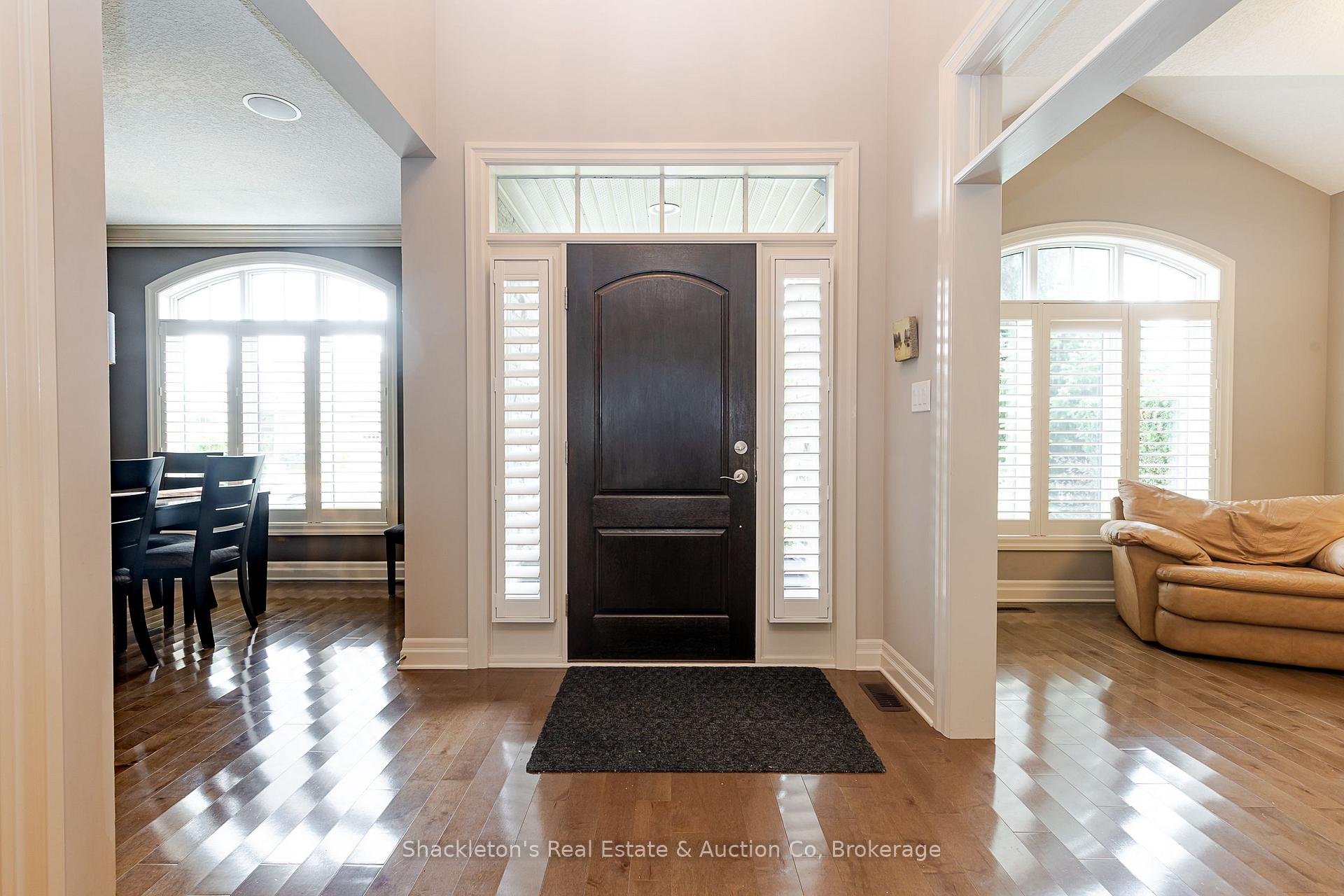 Photo 7 of 766 Eagletrace Drive, London, North S — HOMEH