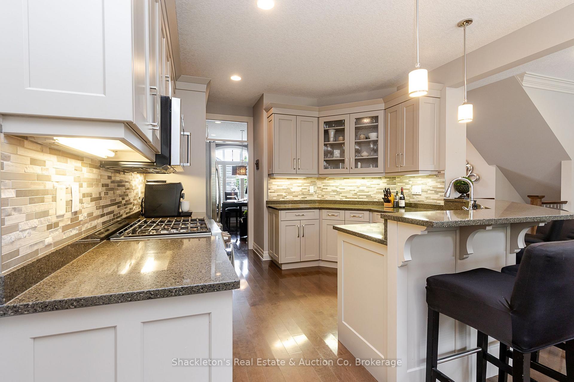 Photo 16 of 766 Eagletrace Drive, London, North S — HOMEH