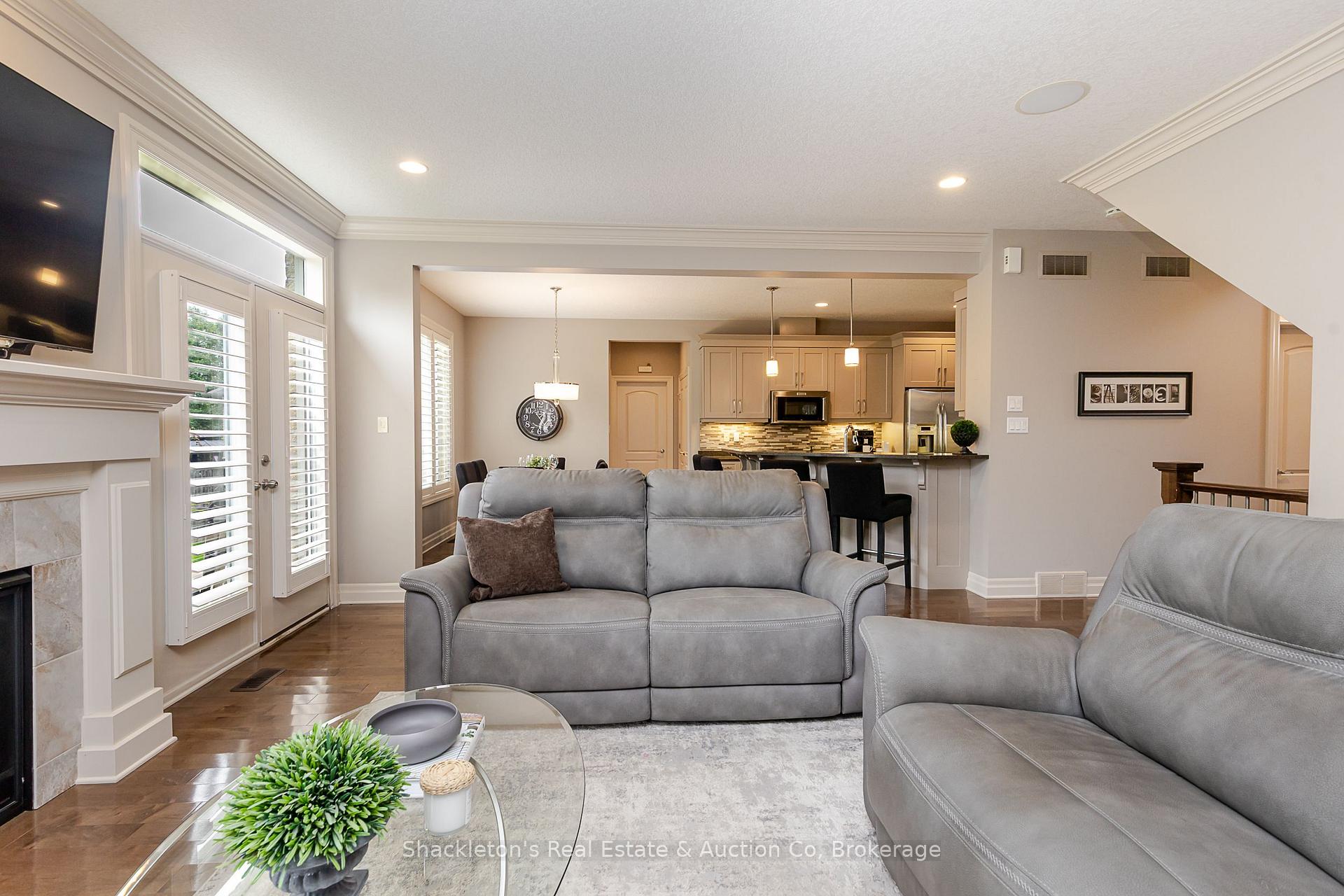 Photo 20 of 766 Eagletrace Drive, London, North S — HOMEH