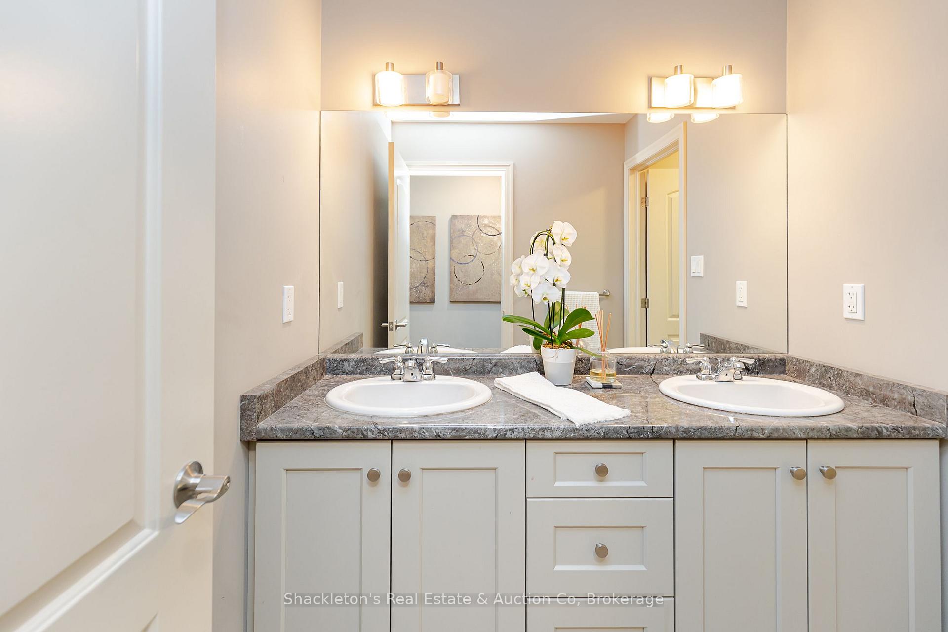 Photo 35 of 766 Eagletrace Drive, London, North S — HOMEH
