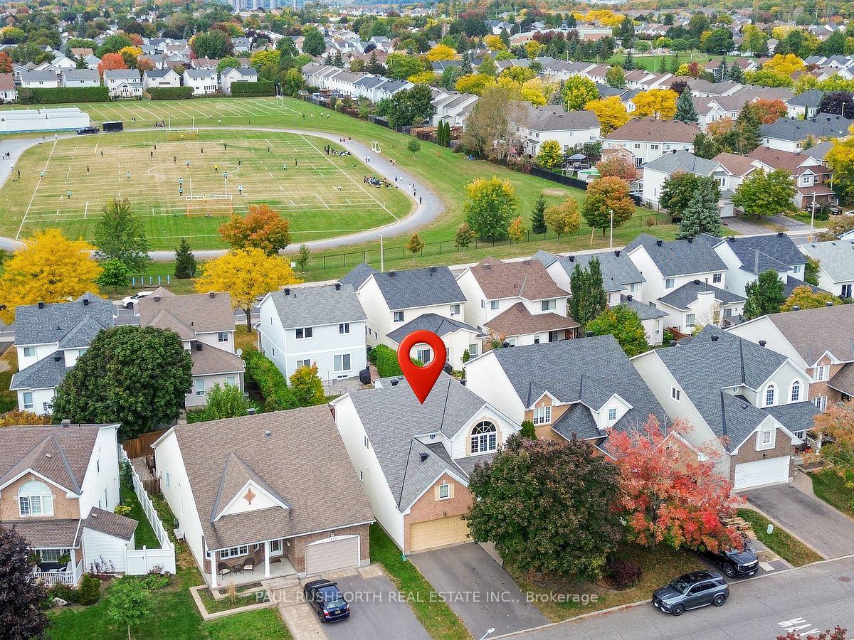 Photo 3 of 1828 Mccallum Drive, Ottawa, Fallingbrook/Gardenway South — HOMEH