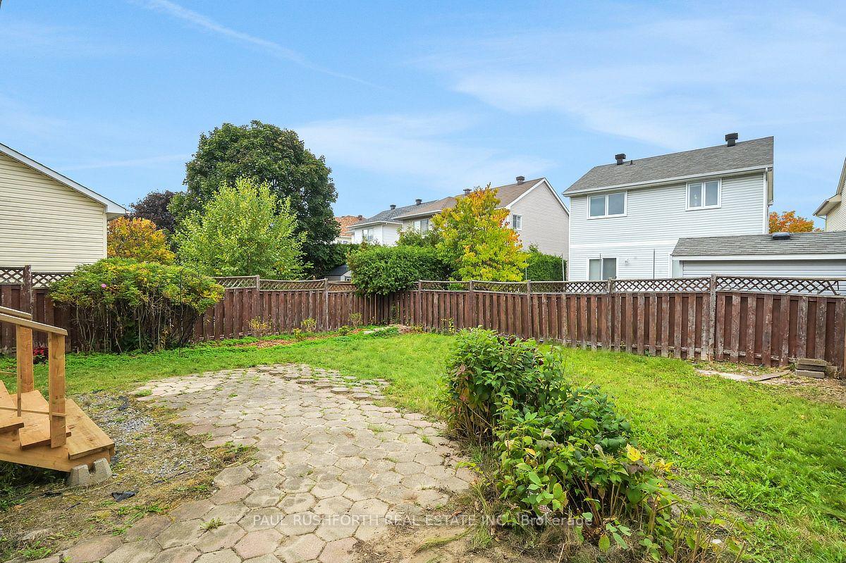Photo 30 of 1828 Mccallum Drive, Ottawa, Fallingbrook/Gardenway South — HOMEH