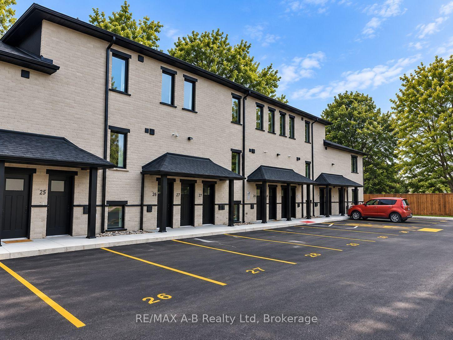 Photo of Unit 31, 428 Queen Street W
