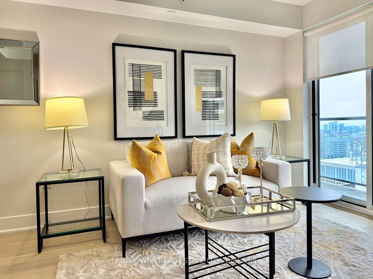 Photo 4 of Unit 2713, 955 Bay Street, Toronto, Bay Street Corridor — HOMEH