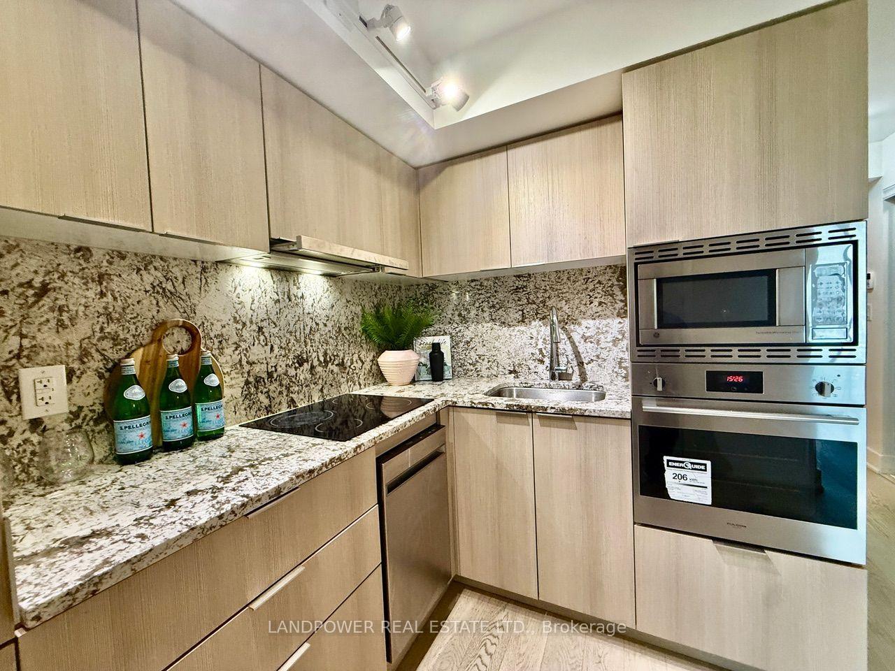 Photo 9 of Unit 2713, 955 Bay Street, Toronto, Bay Street Corridor — HOMEH