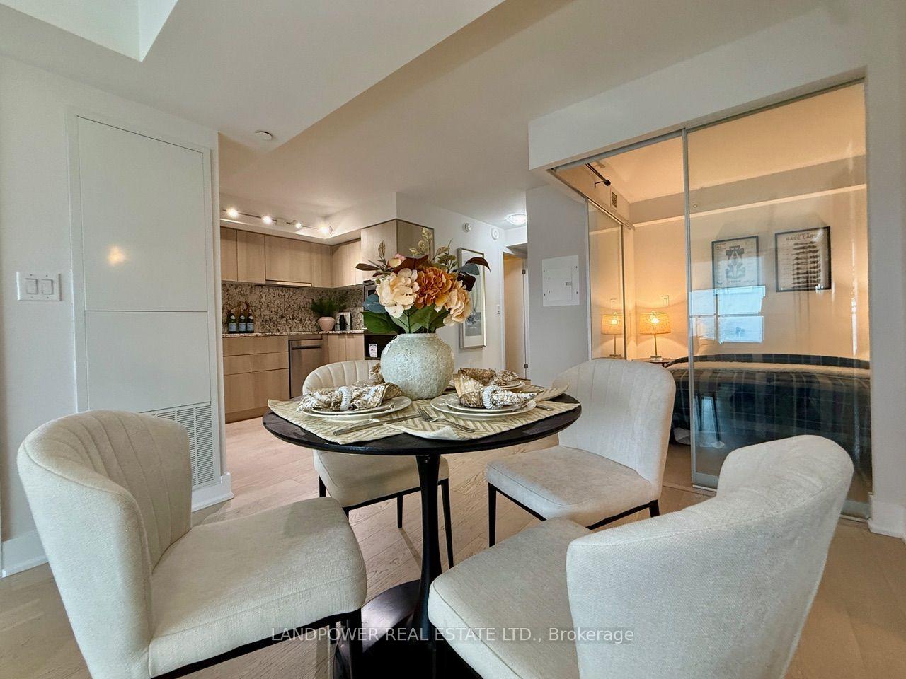 Photo 12 of Unit 2713, 955 Bay Street, Toronto, Bay Street Corridor — HOMEH