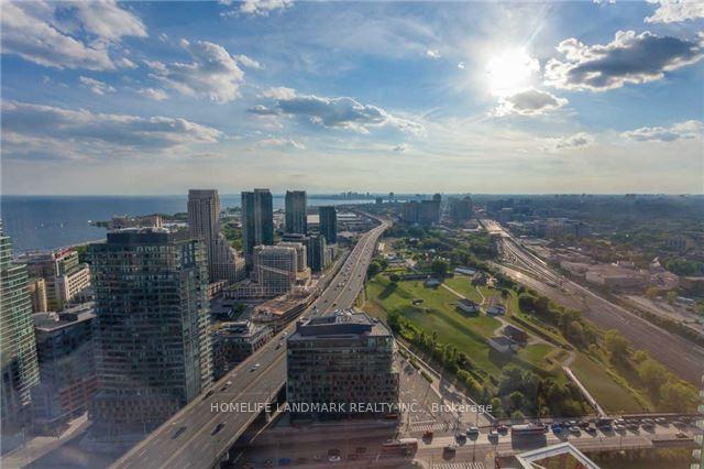 Photo 6 of Unit 4506, 85 Queens Wharf Road, Toronto, Waterfront Communities — HOMEH