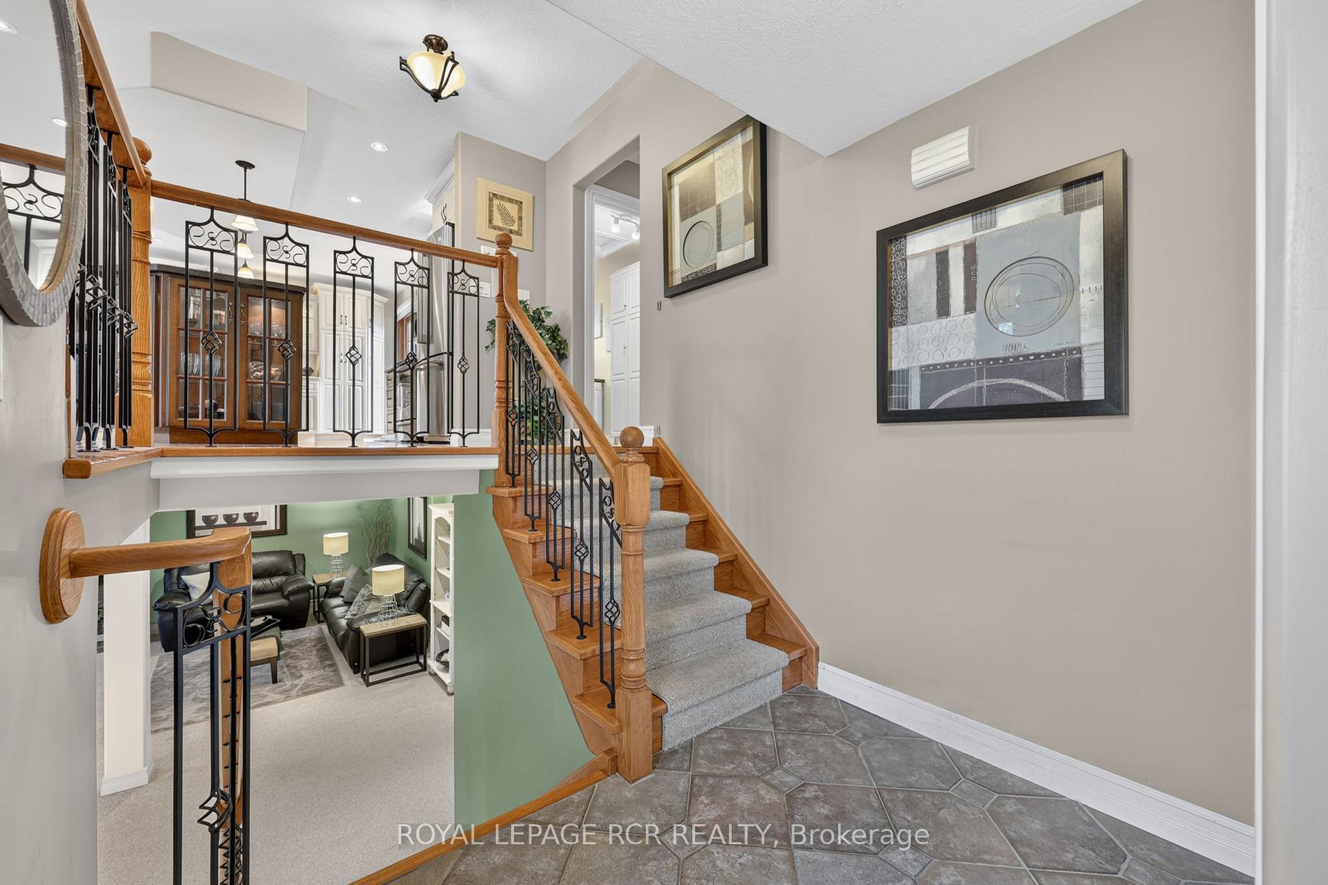 Photo 4 of 60 Holmes Drive, Caledon, Mono Mills — HOMEH