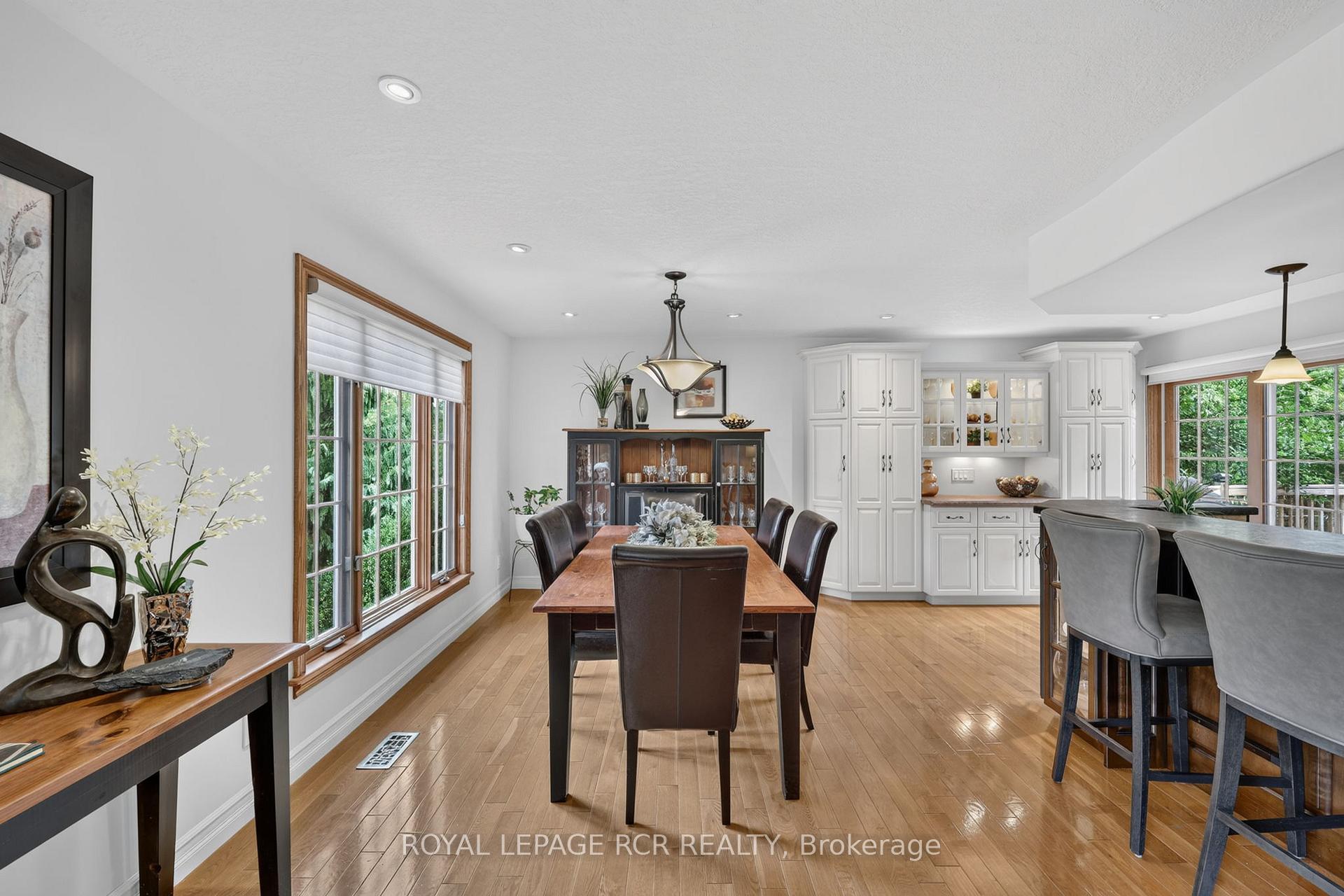 Photo 8 of 60 Holmes Drive, Caledon, Mono Mills — HOMEH