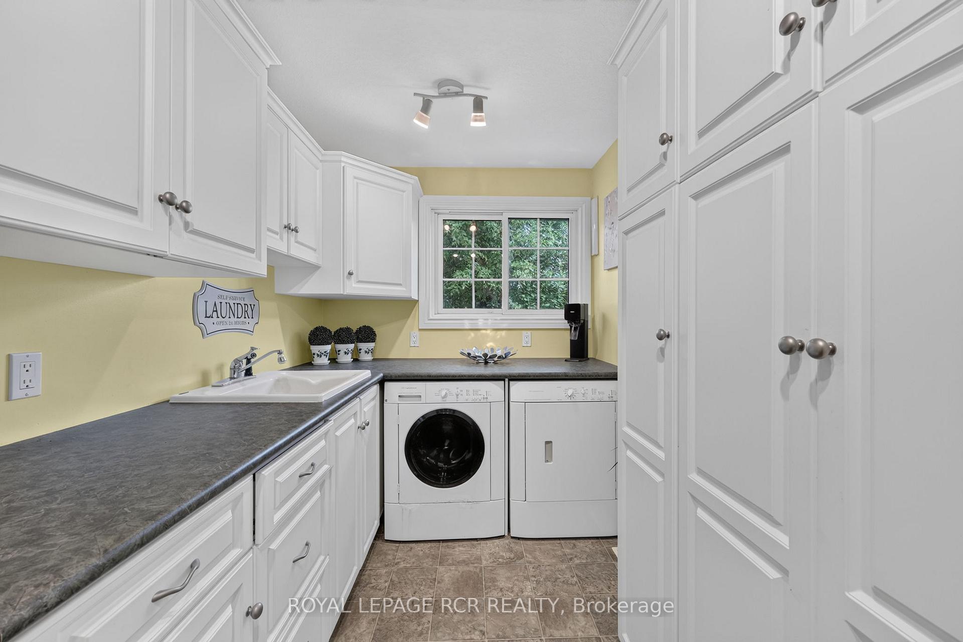 Photo 18 of 60 Holmes Drive, Caledon, Mono Mills — HOMEH