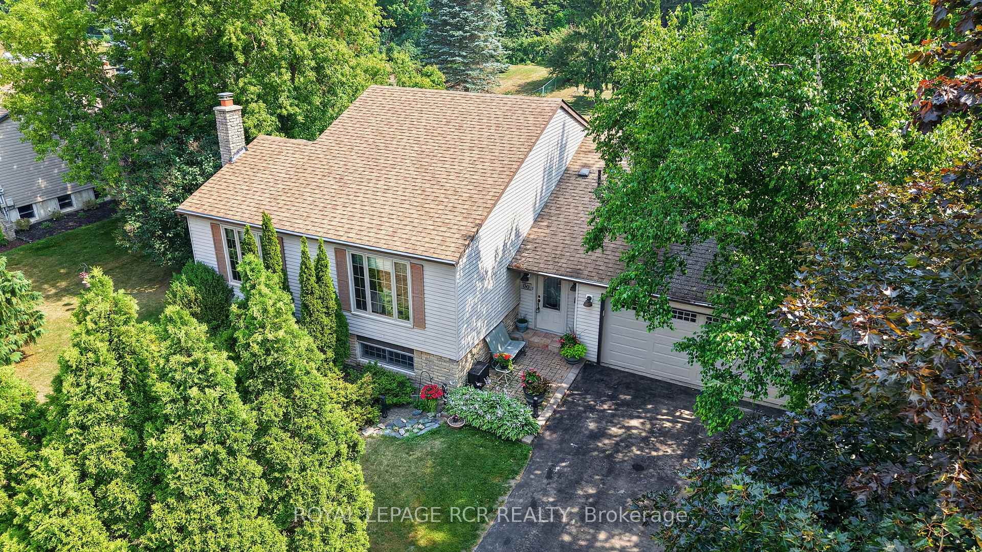 Photo 36 of 60 Holmes Drive, Caledon, Mono Mills — HOMEH