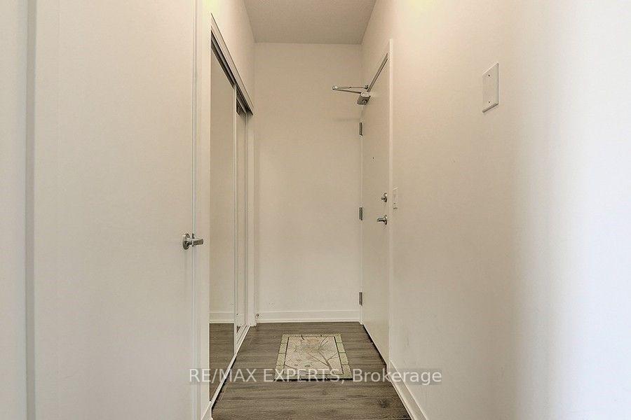 Photo 5 of Unit 607, 18 Rean Drive, North York, Bayview Village — HOMEH