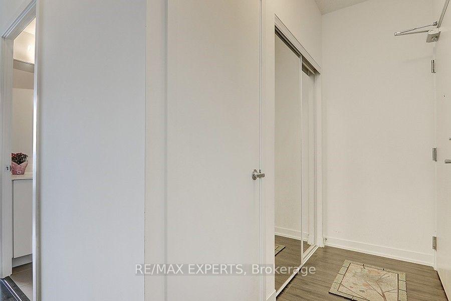 Photo 7 of Unit 607, 18 Rean Drive, North York, Bayview Village — HOMEH