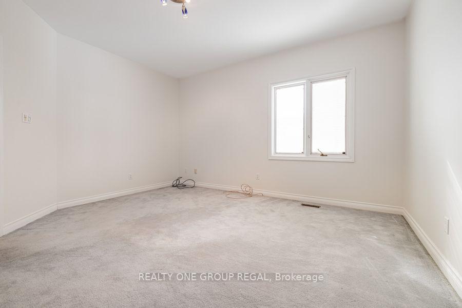 Photo 34 of 17 Dunloe Road, Richmond Hill, Bayview Hill — HOMEH