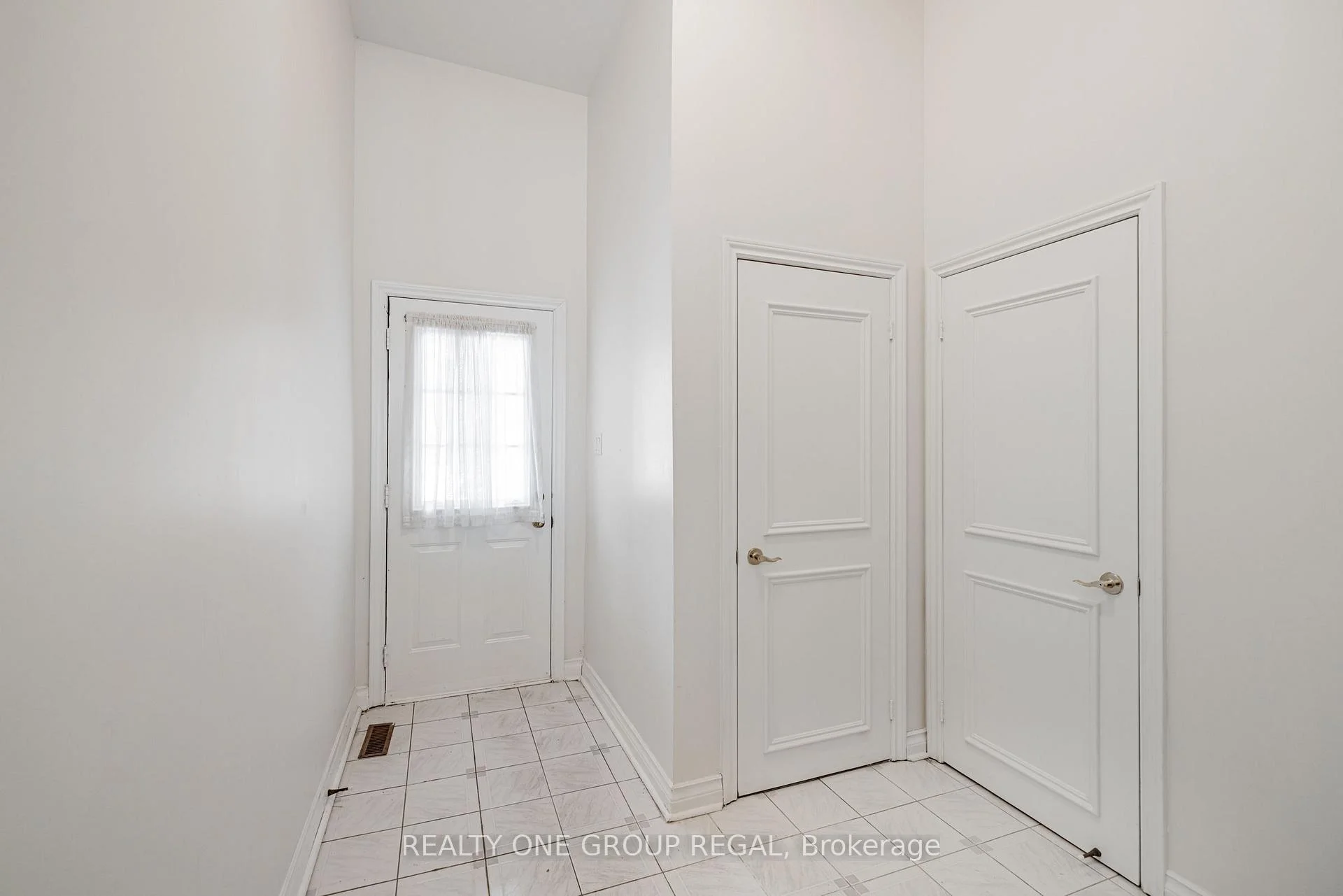 Photo 17 of 17 Dunloe Road, Richmond Hill, Bayview Hill — HOMEH