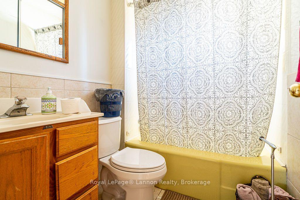Photo 21 of 210 Powley Street, Thunder Bay, Court / Cumberland — HOMEH