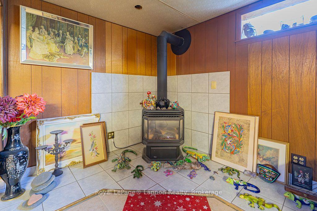 Photo 25 of 210 Powley Street, Thunder Bay, Court / Cumberland — HOMEH
