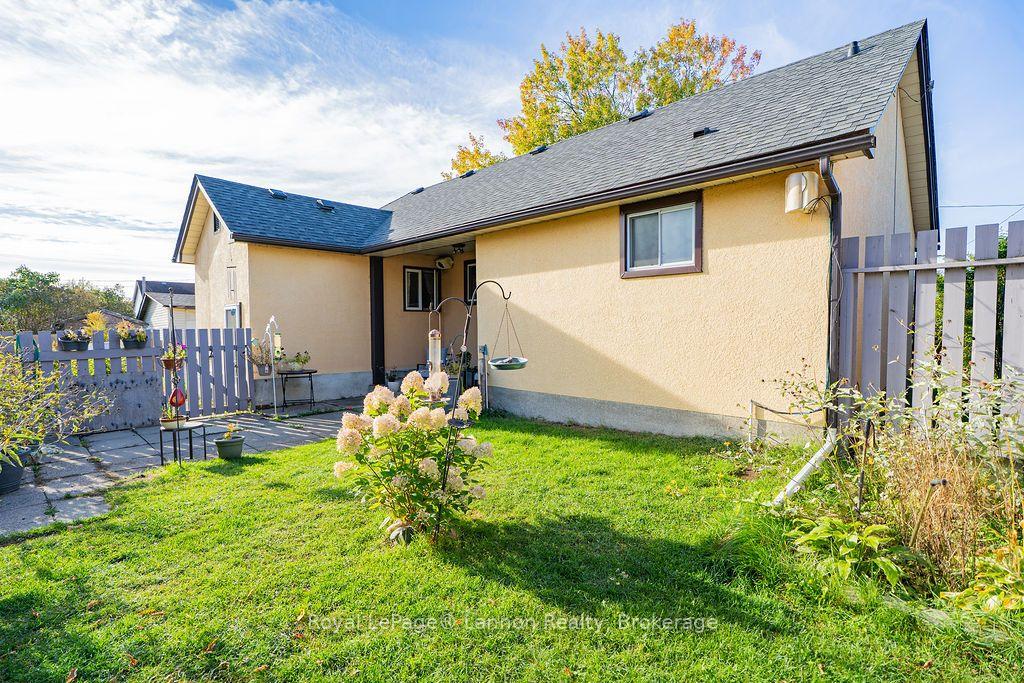 Photo 36 of 210 Powley Street, Thunder Bay, Court / Cumberland — HOMEH