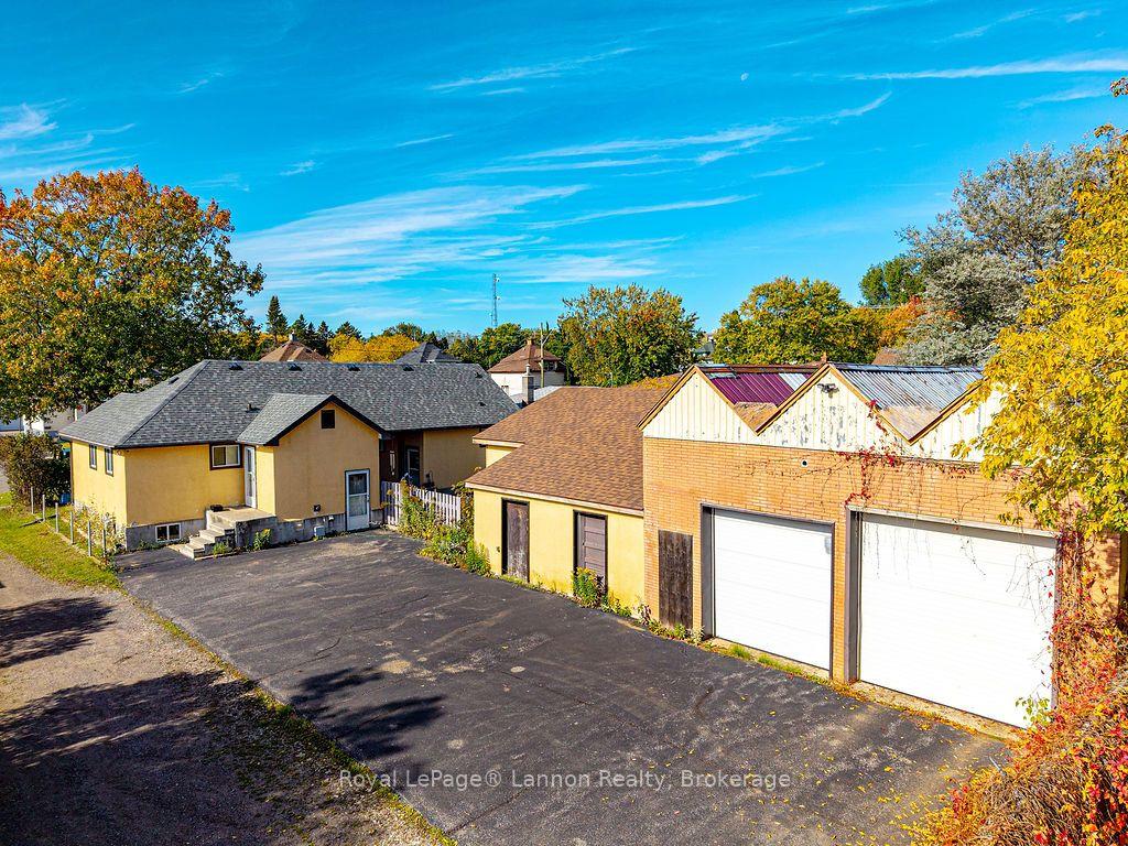Photo 37 of 210 Powley Street, Thunder Bay, Court / Cumberland — HOMEH