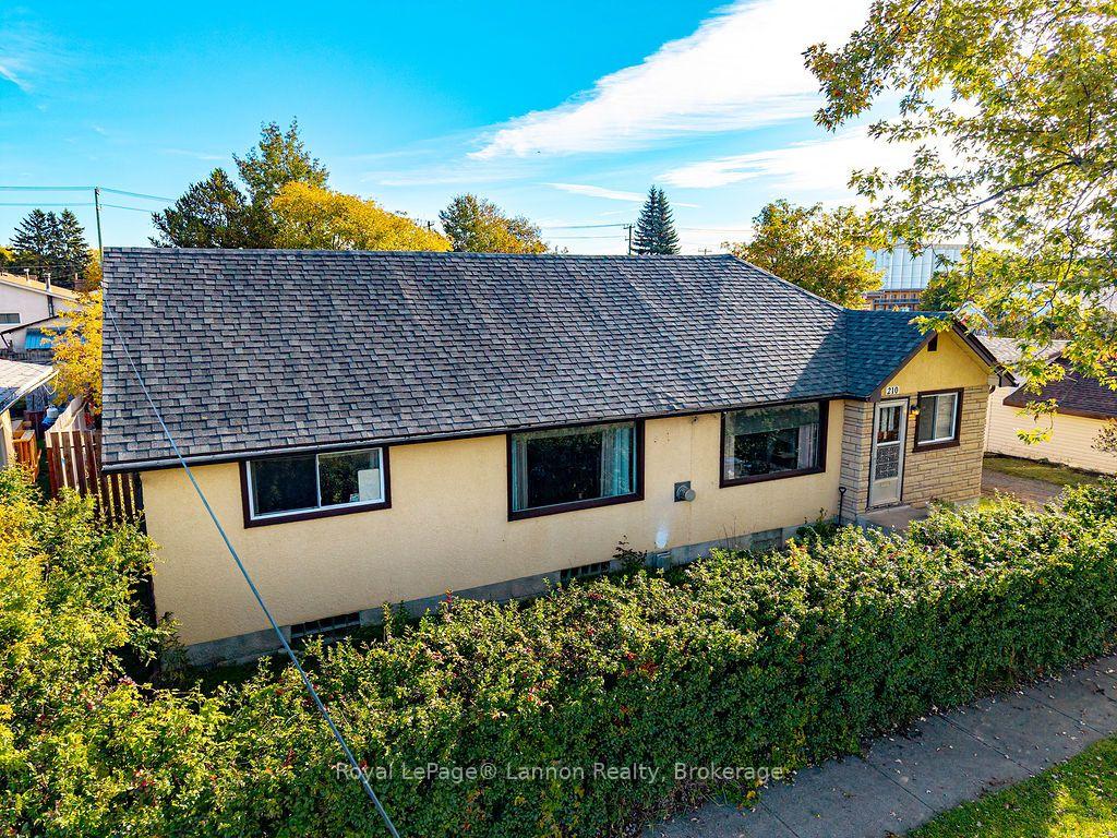 Photo 38 of 210 Powley Street, Thunder Bay, Court / Cumberland — HOMEH