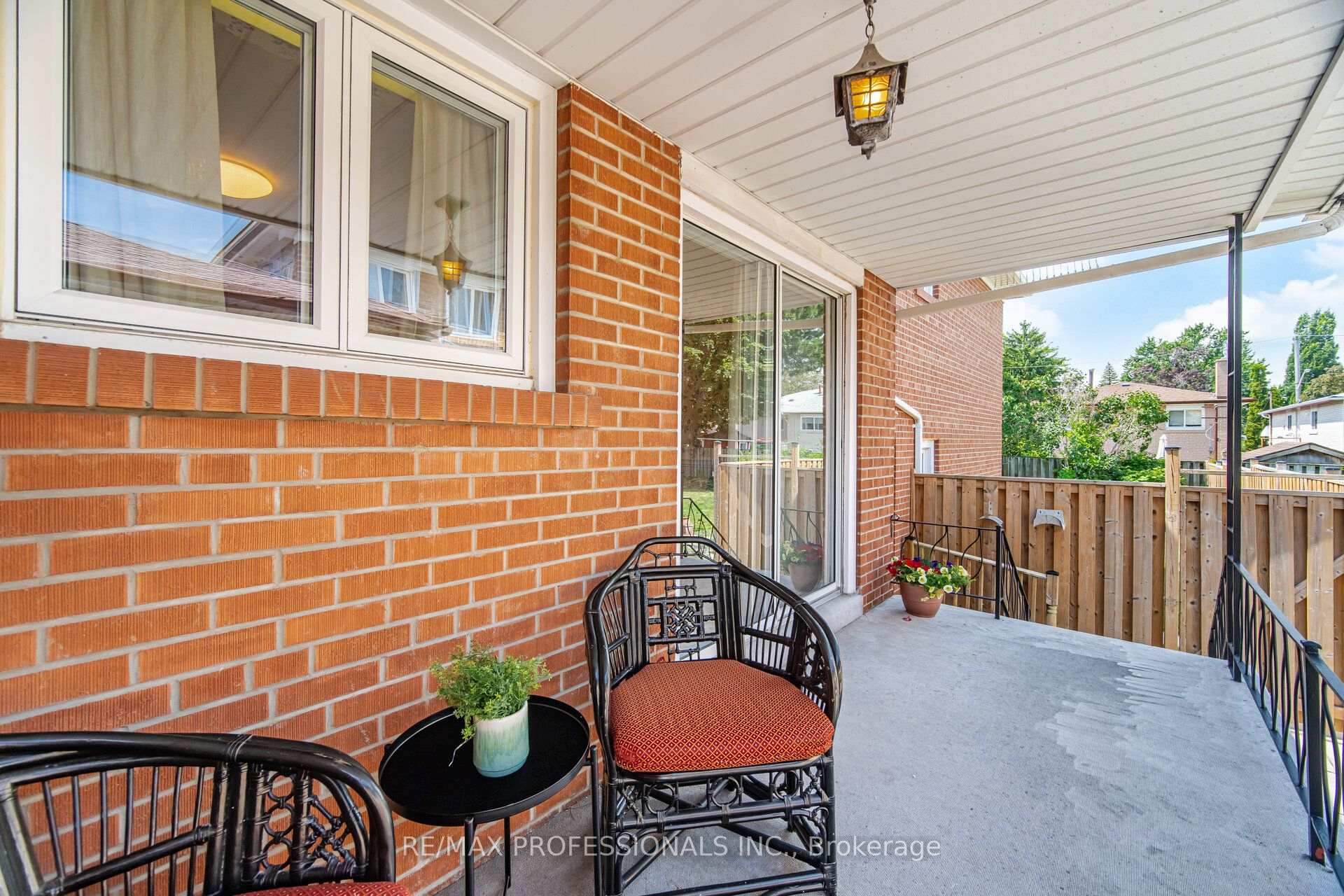 Photo 14 of 90 Peckham Avenue, North York, Newtonbrook West — HOMEH