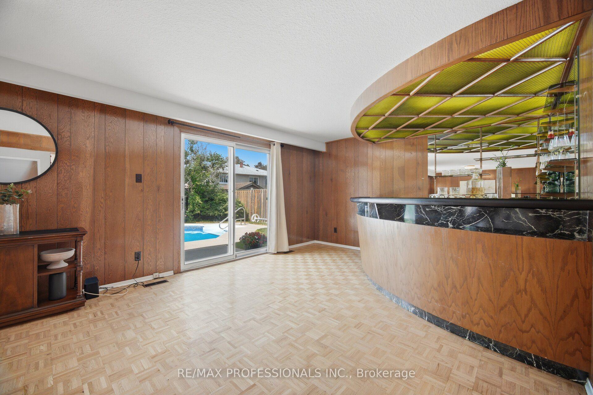 Photo 19 of 90 Peckham Avenue, North York, Newtonbrook West — HOMEH