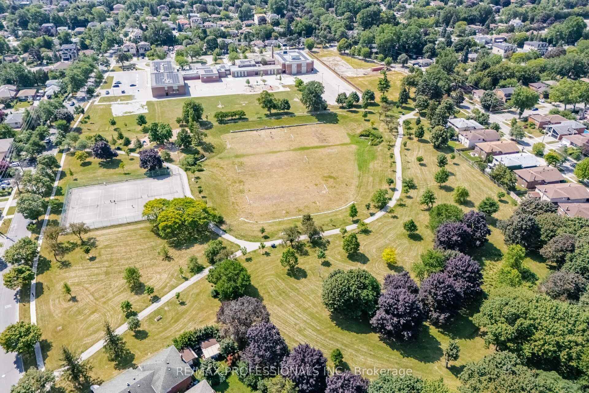 Photo 49 of 90 Peckham Avenue, North York, Newtonbrook West — HOMEH