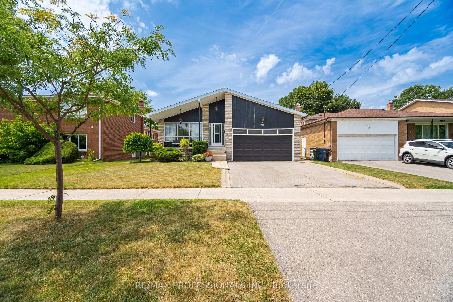 Photo 50 of 90 Peckham Avenue, North York, Newtonbrook West — HOMEH
