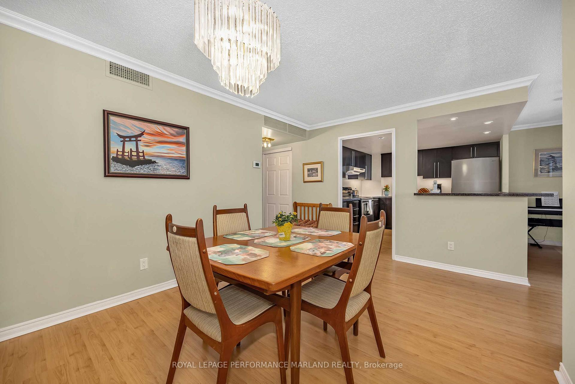 Photo 4 of Unit 2001, 1510 Riverside Drive, Ottawa, Riverview Park — HOMEH