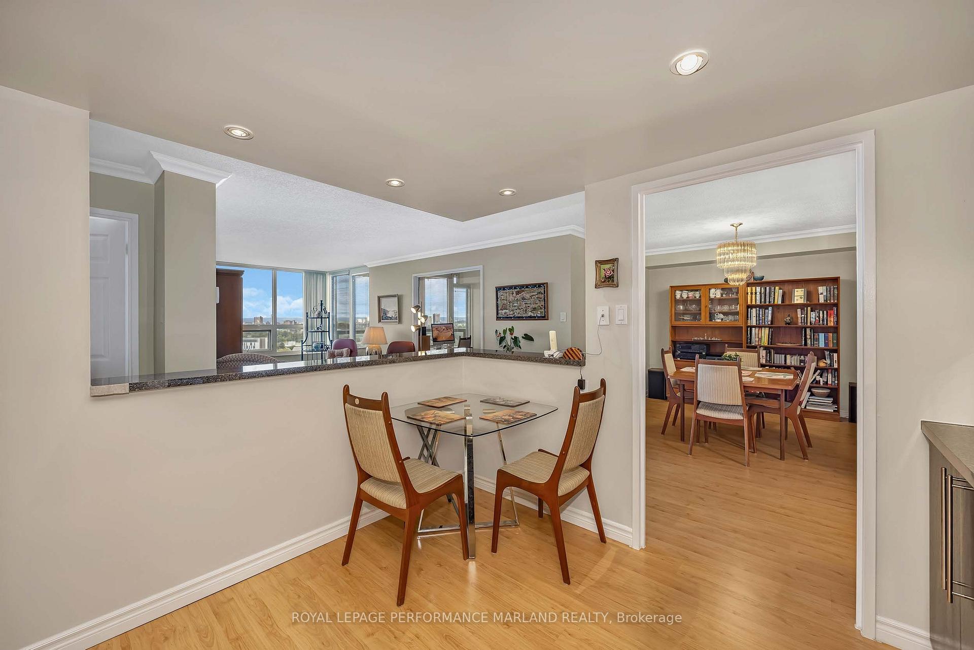 Photo 9 of Unit 2001, 1510 Riverside Drive, Ottawa, Riverview Park — HOMEH