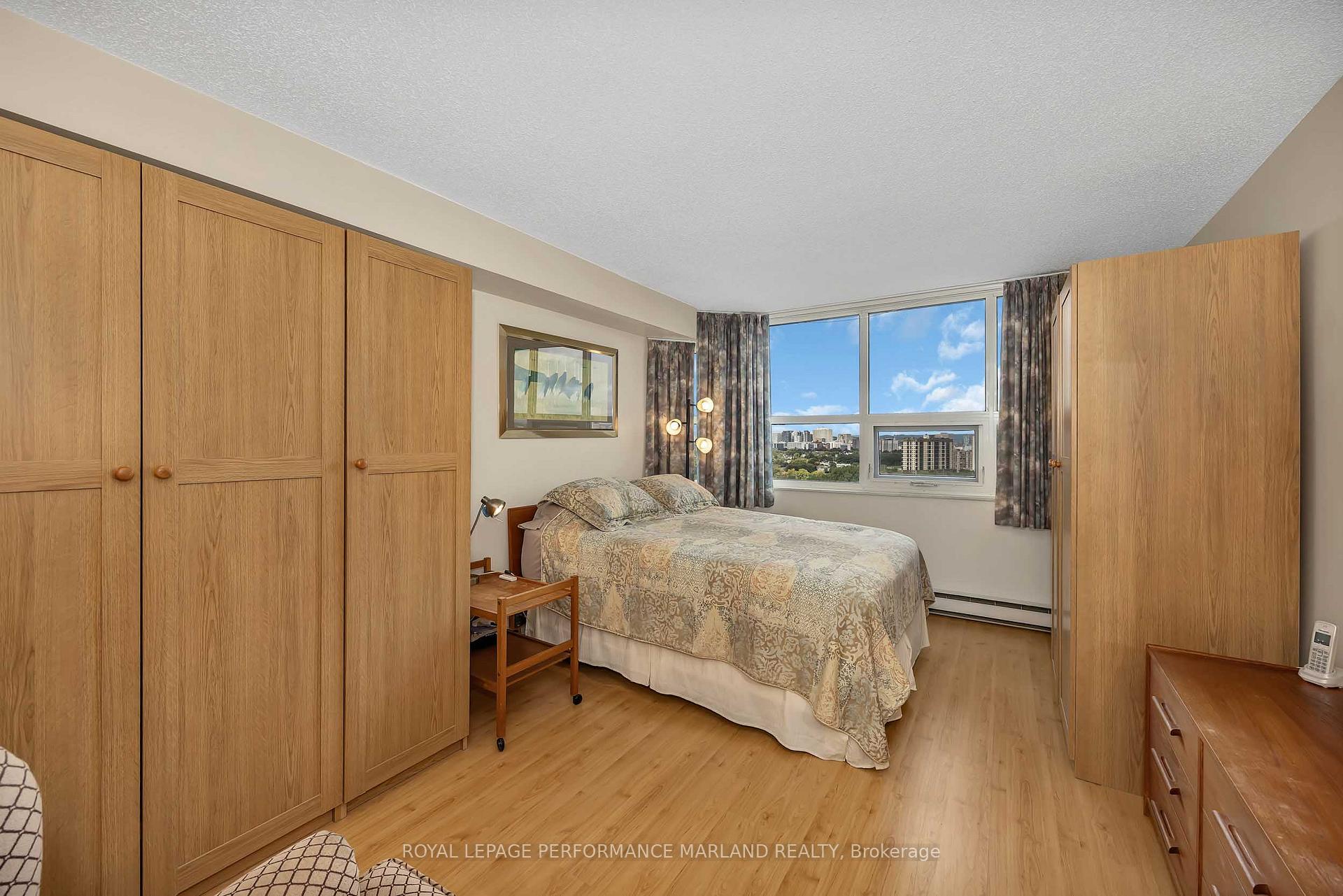 Photo 12 of Unit 2001, 1510 Riverside Drive, Ottawa, Riverview Park — HOMEH