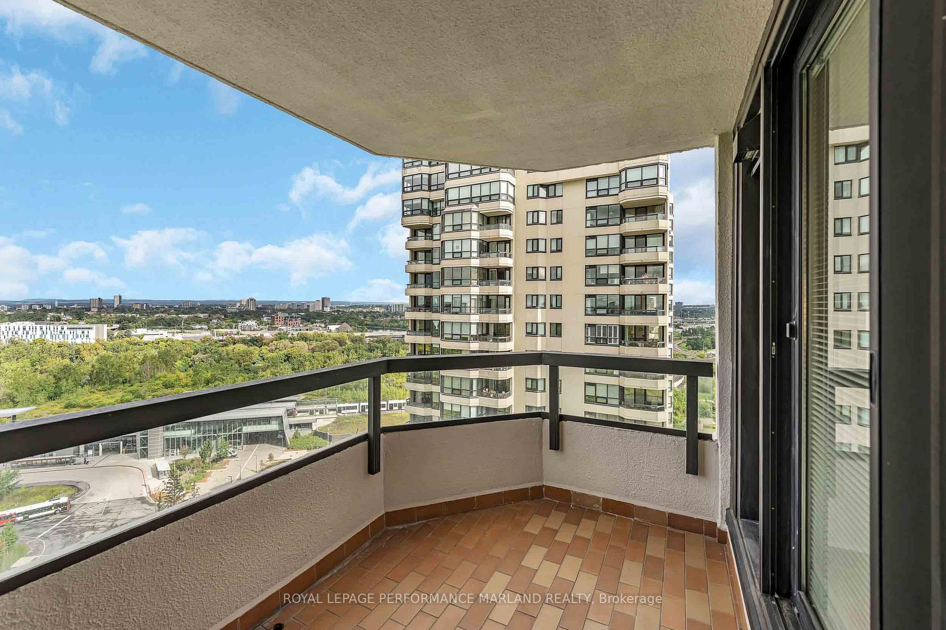 Photo 17 of Unit 2001, 1510 Riverside Drive, Ottawa, Riverview Park — HOMEH