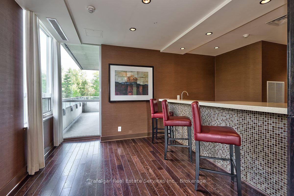 Photo 16 of Unit 512, 1055 Southdown Road, Mississauga, Clarkson — HOMEH