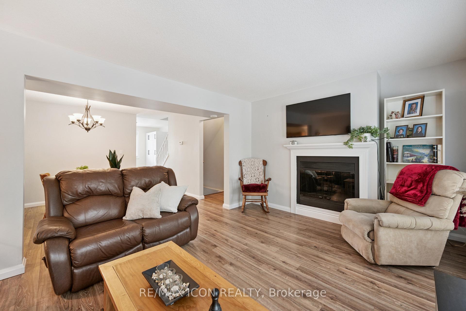 Photo 11 of Unit A, 38 Harris Avenue, Brantford, Braneida Industrial Park — HOMEH