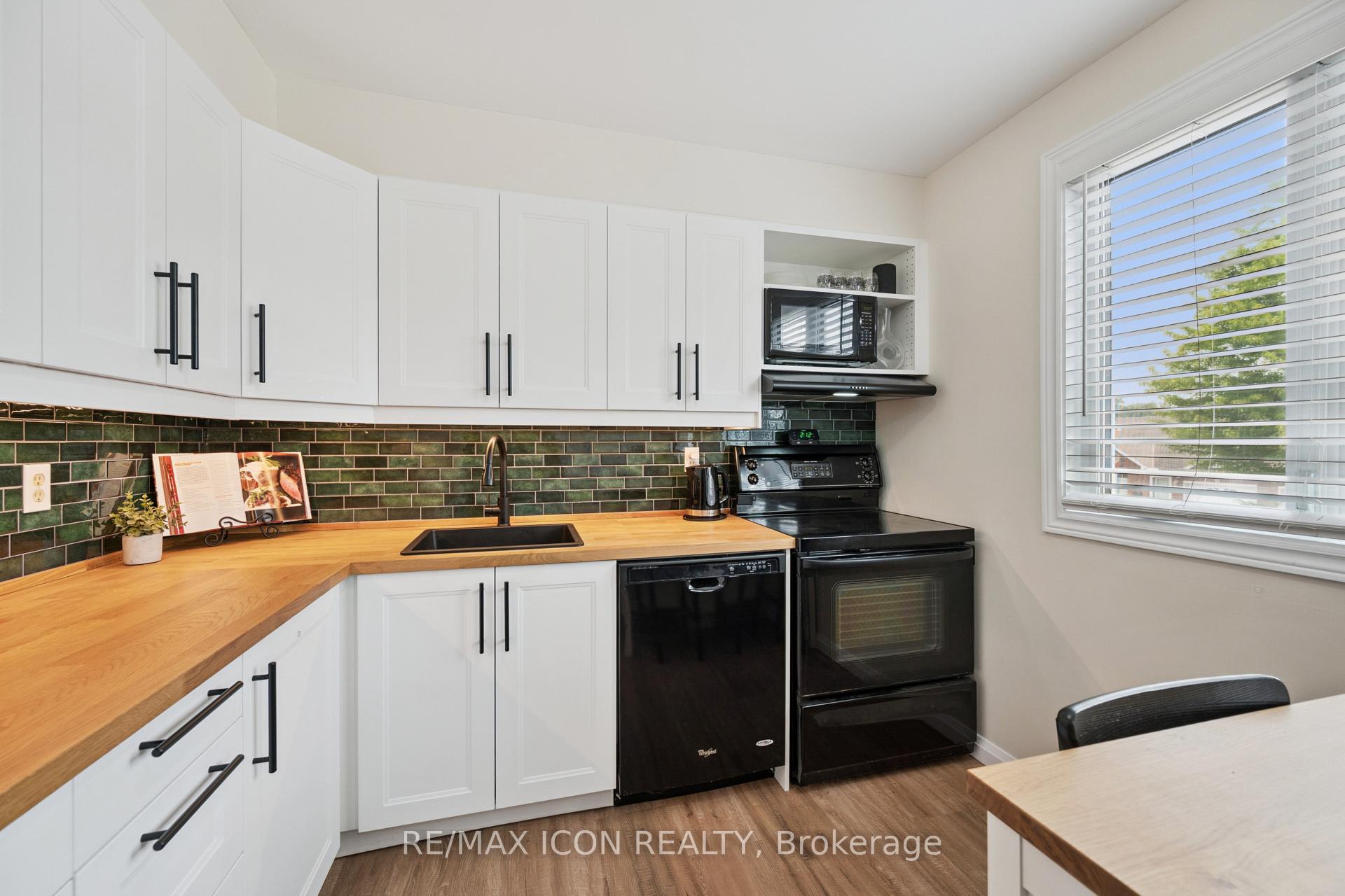 Photo 15 of Unit A, 38 Harris Avenue, Brantford, Braneida Industrial Park — HOMEH