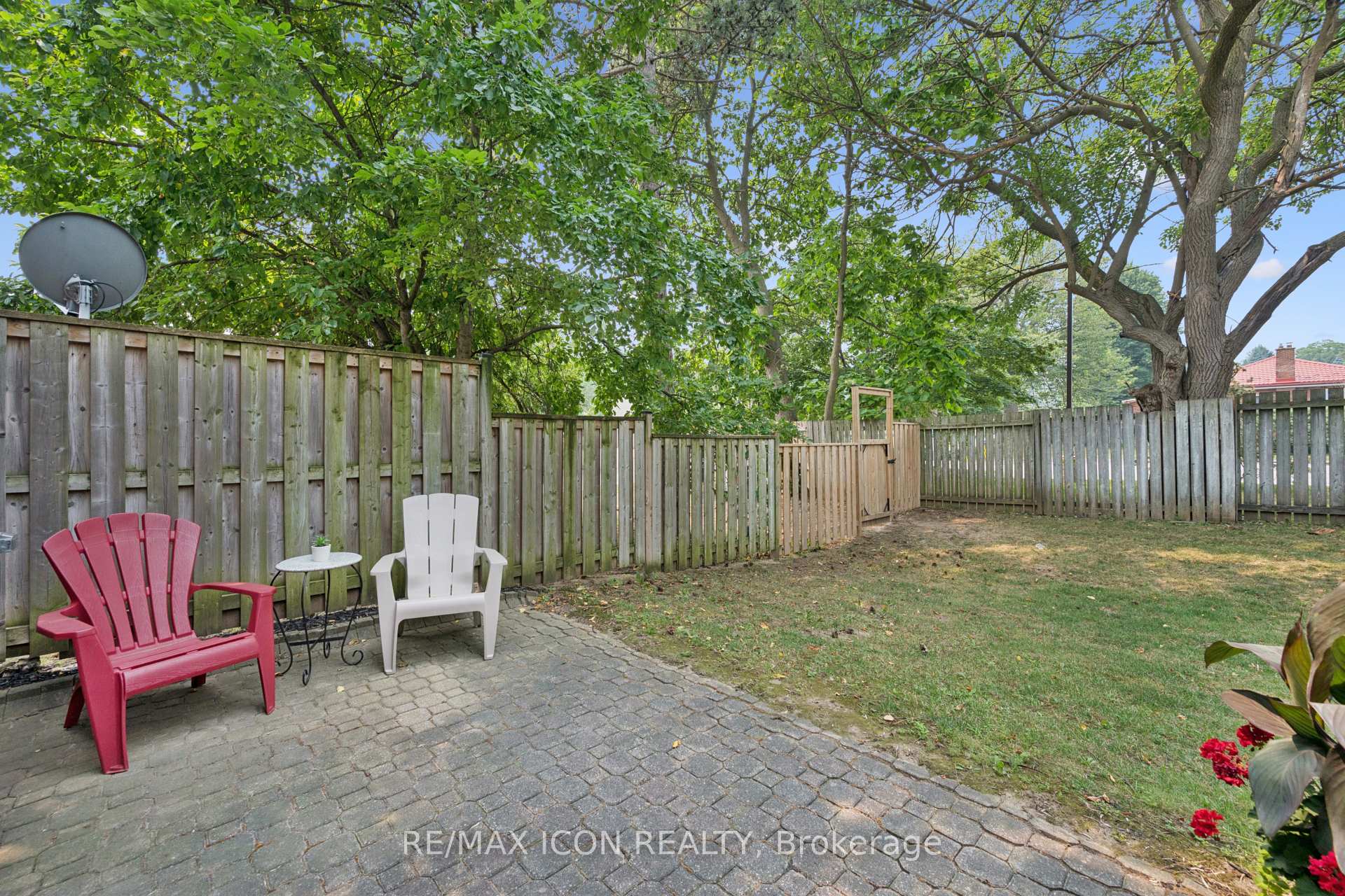 Photo 24 of Unit A, 38 Harris Avenue, Brantford, Braneida Industrial Park — HOMEH