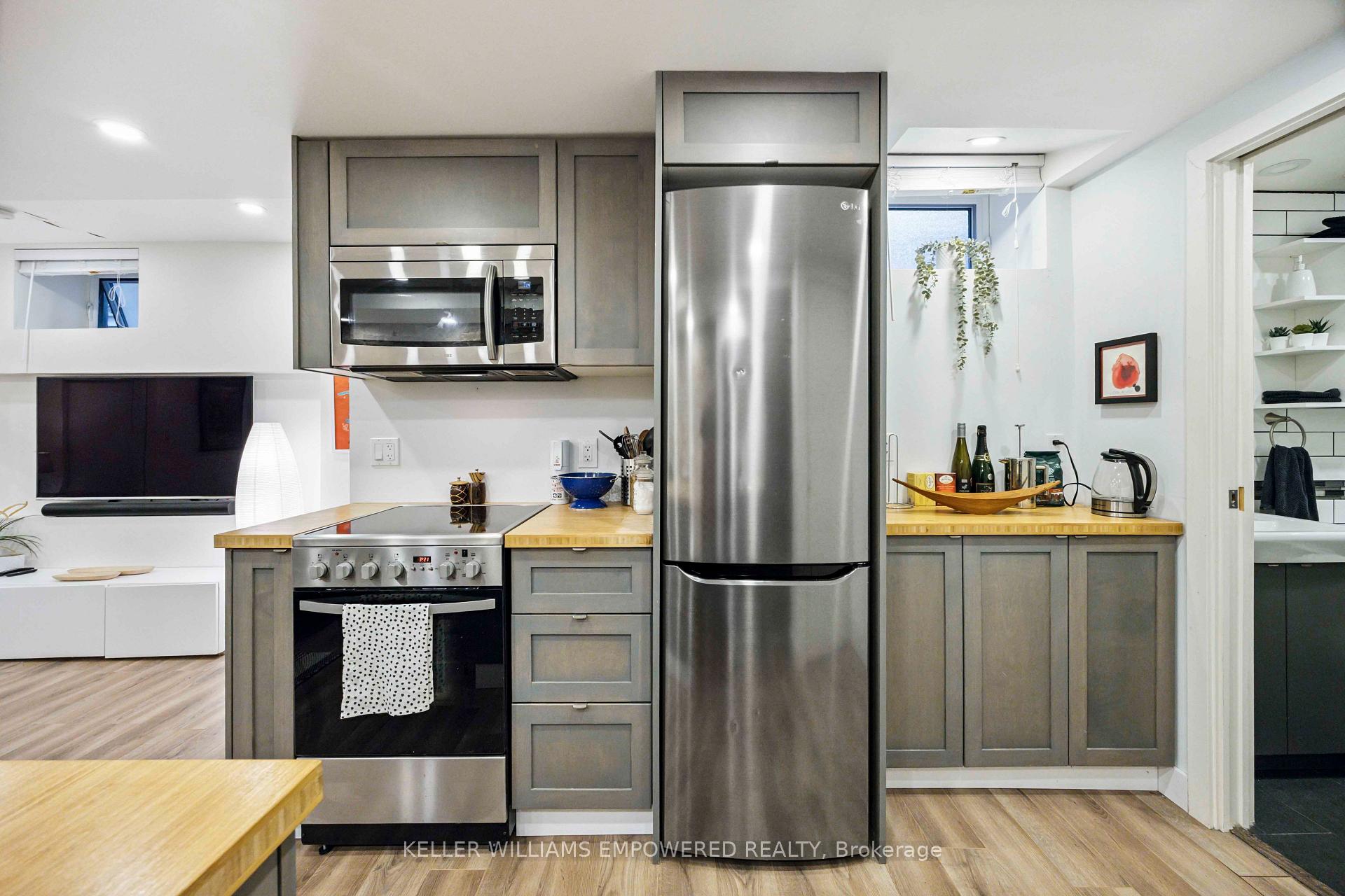 Photo 21 of Unit Basement, 33 Garden Avenue, Toronto, Roncesvalles — HOMEH